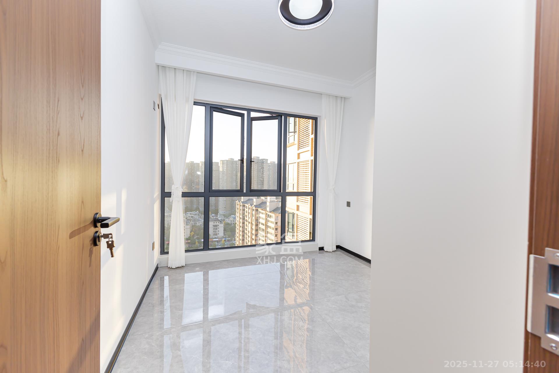 金湘苑（星澜之悦）  4室2厅2卫    96.8万卧室