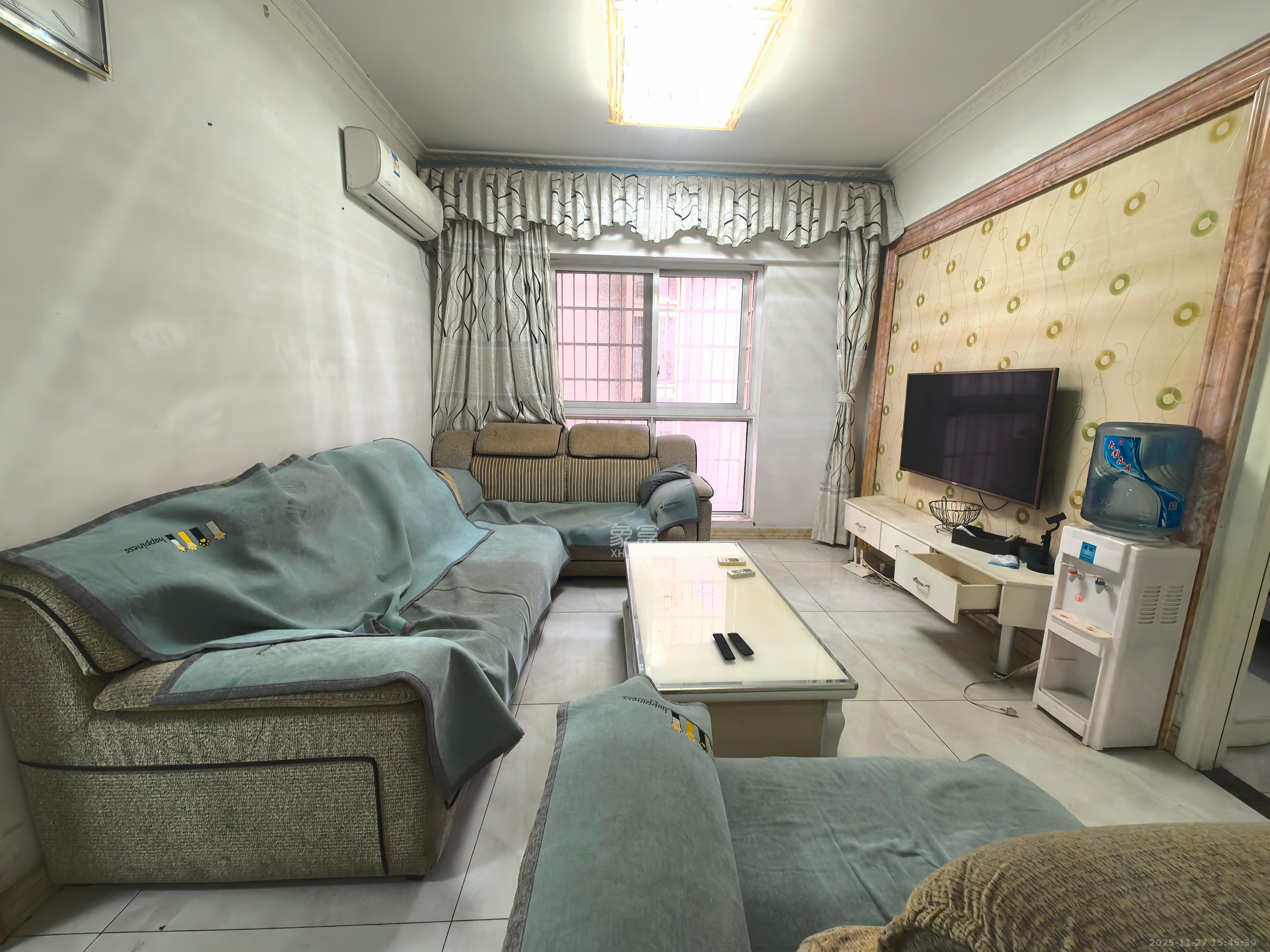 爵士湘 2室2厅1卫 1500.0元/月 爵士湘 2室2厅1卫 1500.0元/月室内图