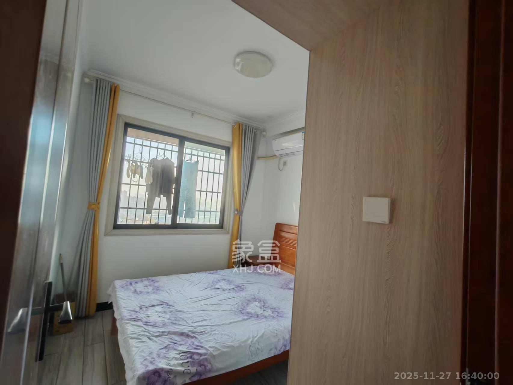 深业睿城  3室2厅1卫    2400.0元/月室内图