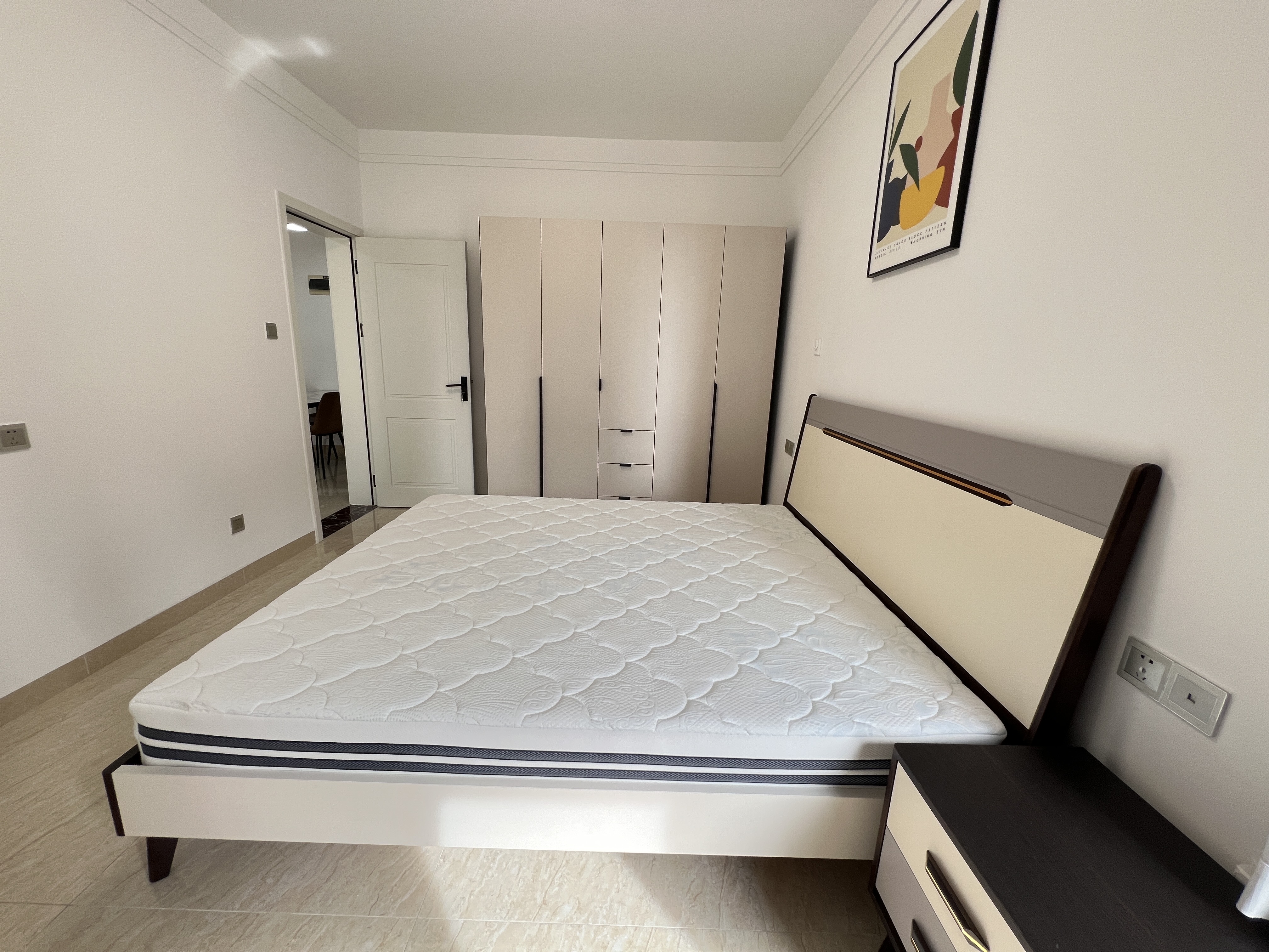 海阔天空-国瑞城一期(名仕苑) 2室2厅1卫 3700.0元/月 海阔天空-国瑞城一期(名仕苑) 2室2厅1卫 3700.0元/月室内图