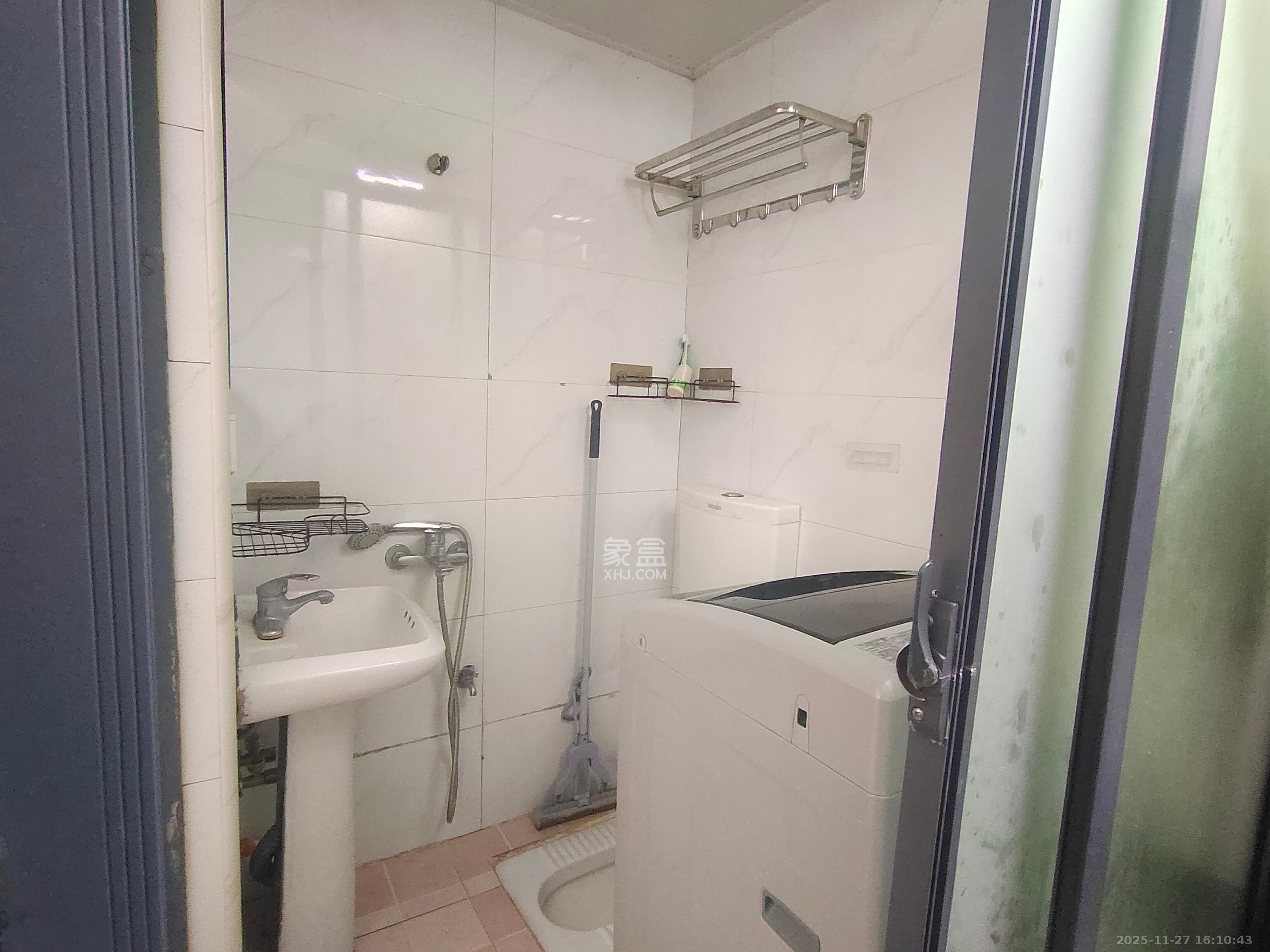 和馨园  1室0厅0卫    1100.0元/月室内图