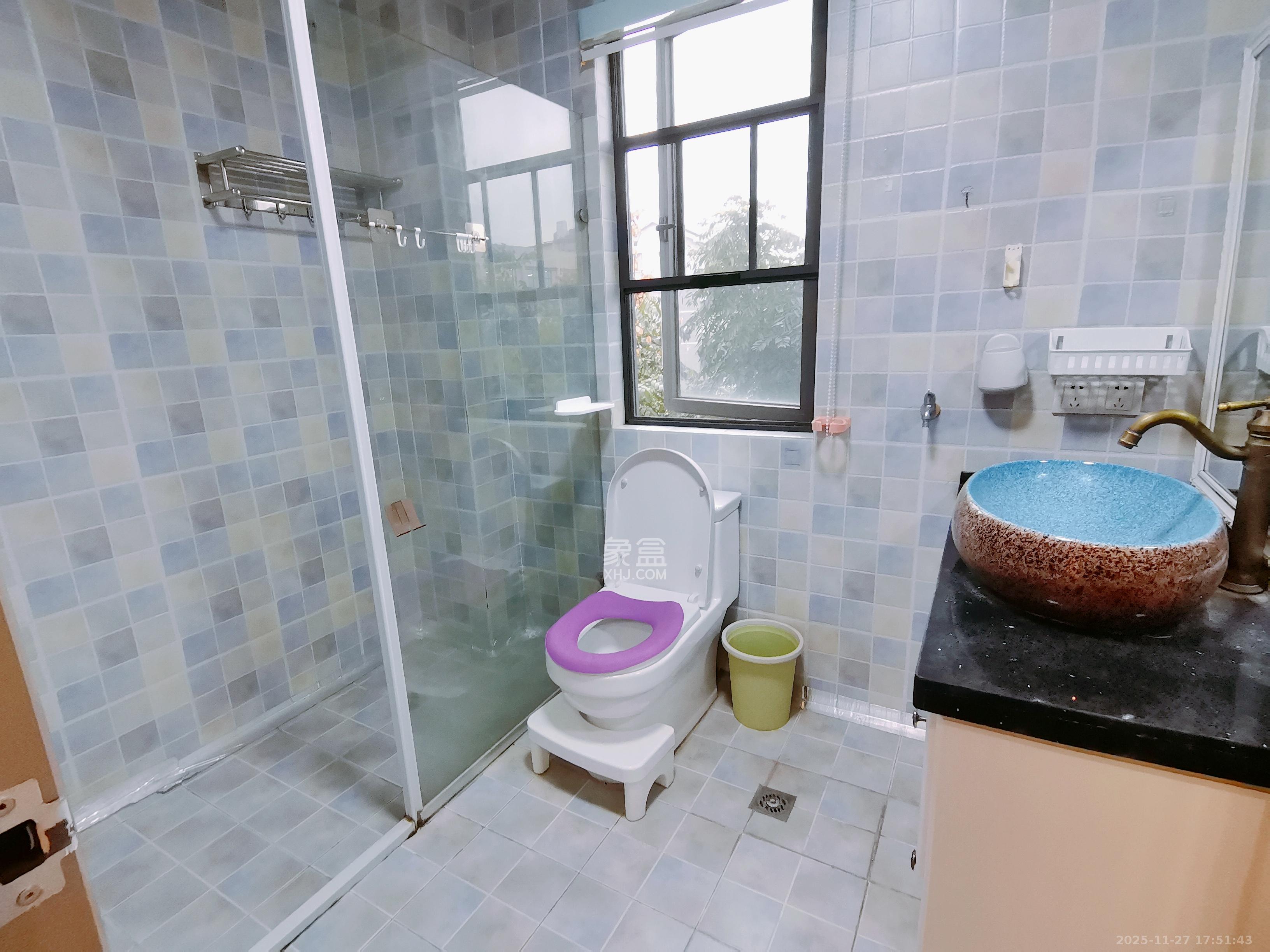 阳光100一期、四五期 1室2厅2卫 3500.0元/月 阳光100一期、四五期 1室2厅2卫 3500.0元/月室内图