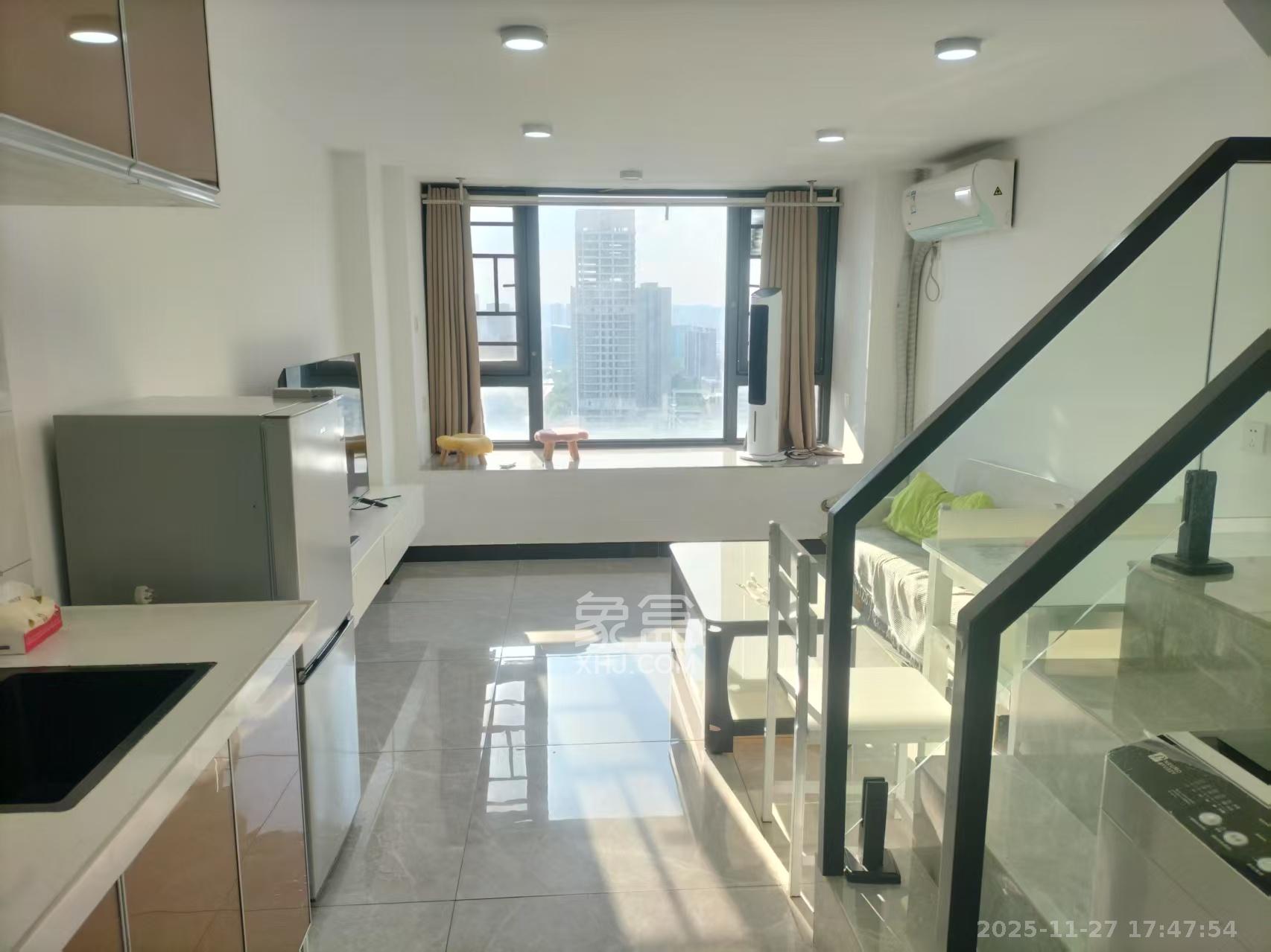 龙湖湘江星座(祺鑫星座公寓) 2室2厅1卫 2000.0元/月 龙湖湘江星座(祺鑫星座公寓) 2室2厅1卫 2000.0元/月室内图