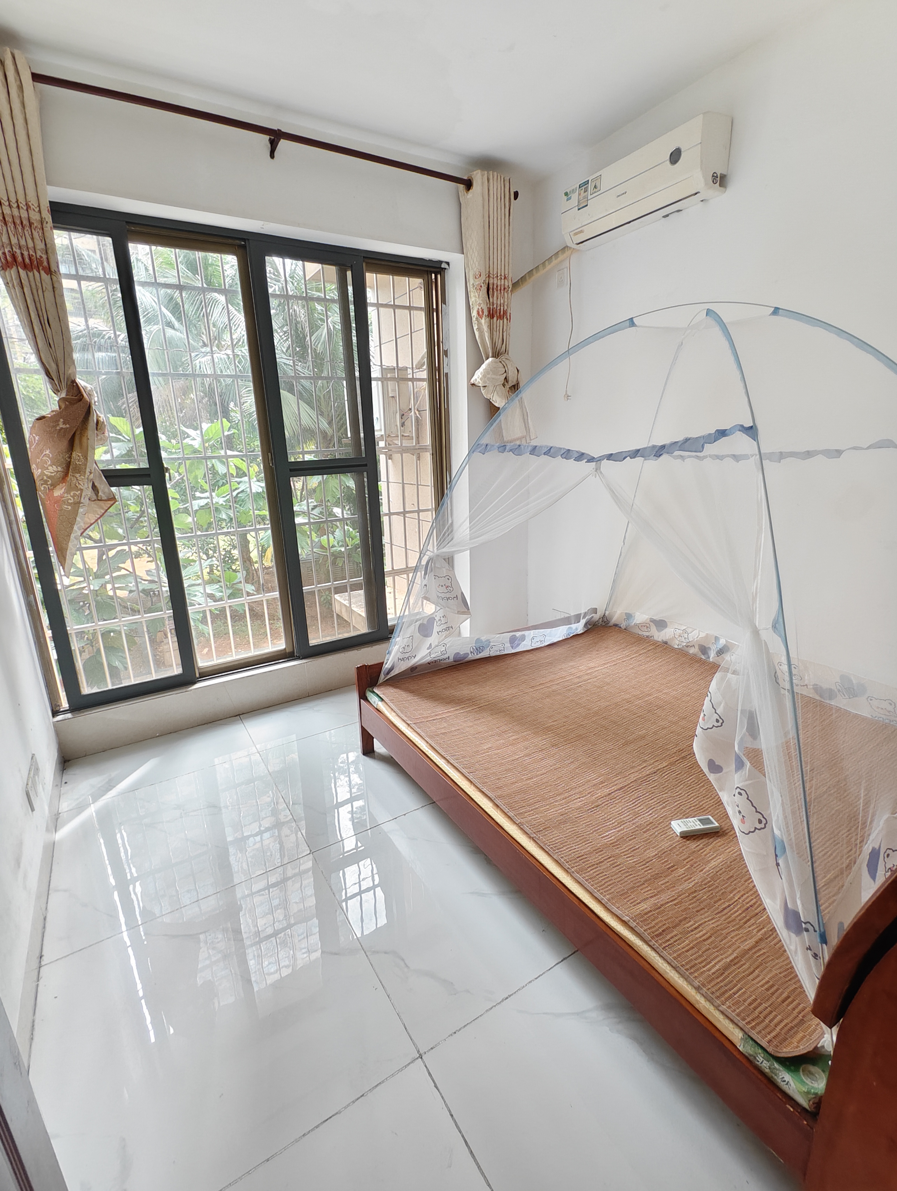 花漾年  3室2厅1卫    2500.0元/月室内图