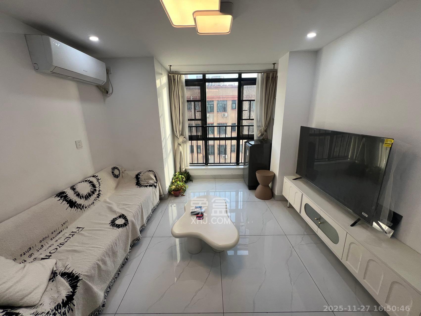 新长海漓湘悦  1室1厅1卫    1800.0元/月