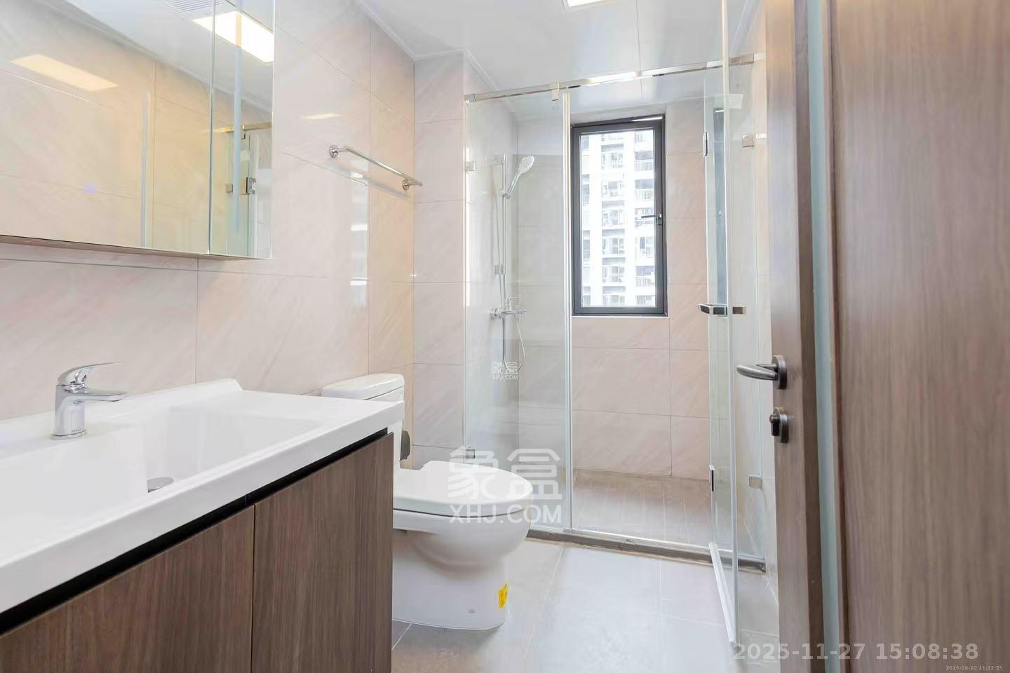 龙湖天璞  4室2厅1卫    4500.0元/月室内图