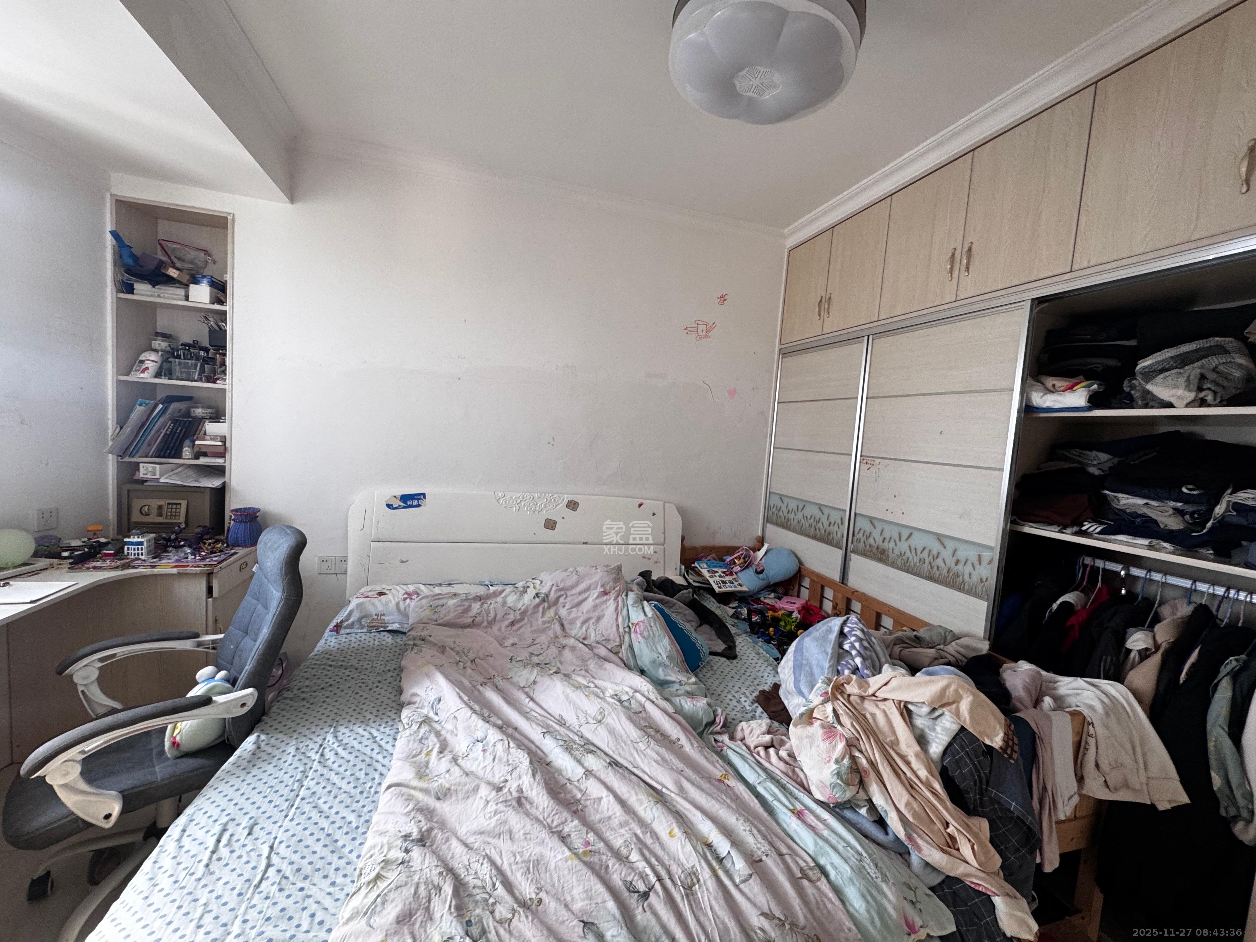 新华都万家城 3室2厅1卫 2400.0元/月 新华都万家城 3室2厅1卫 2400.0元/月室内图