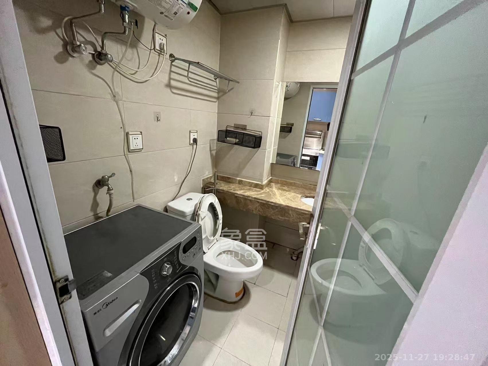 西子一间 1室1厅1卫 1900.0元/月 西子一间 1室1厅1卫 1900.0元/月室内图