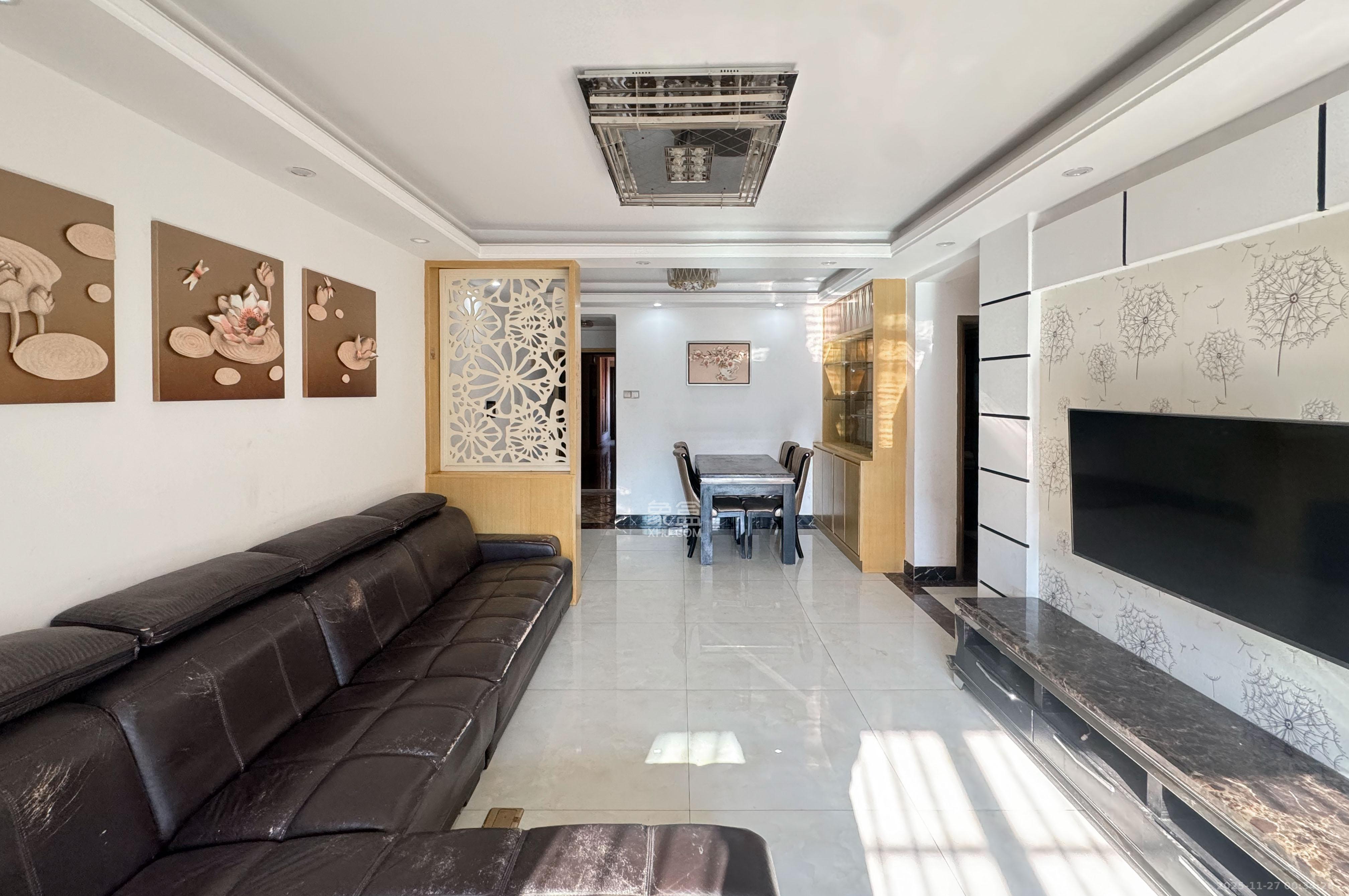 阿普阿布 1室2厅1卫 89.0万 阿普阿布 1室2厅1卫 89.0万客厅