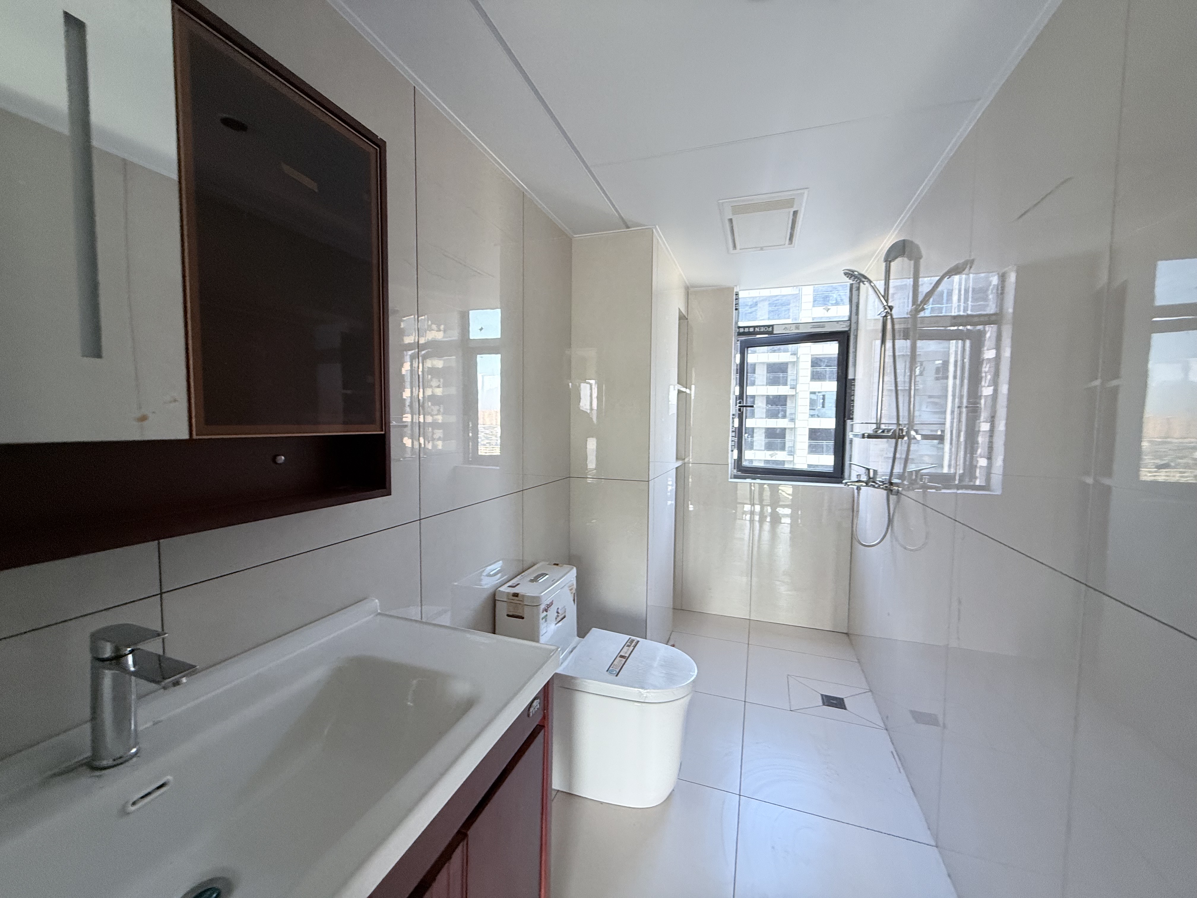 金钟悦江湾 3室2厅2卫 3200.0元/月 金钟悦江湾 3室2厅2卫 3200.0元/月室内图