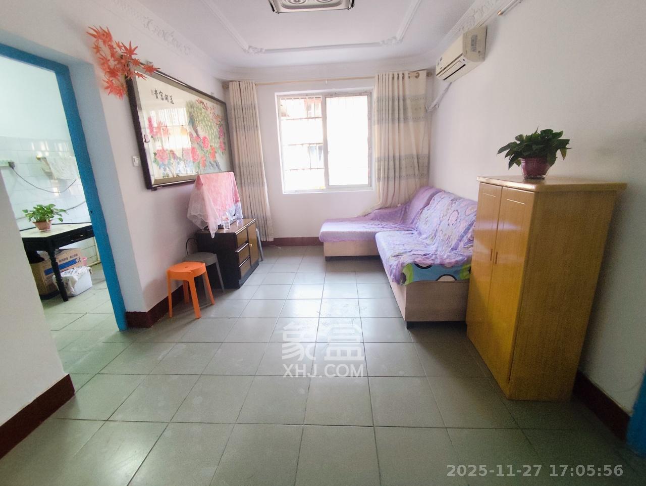 市一医院宿舍  2室1厅1卫    1800.0元/月