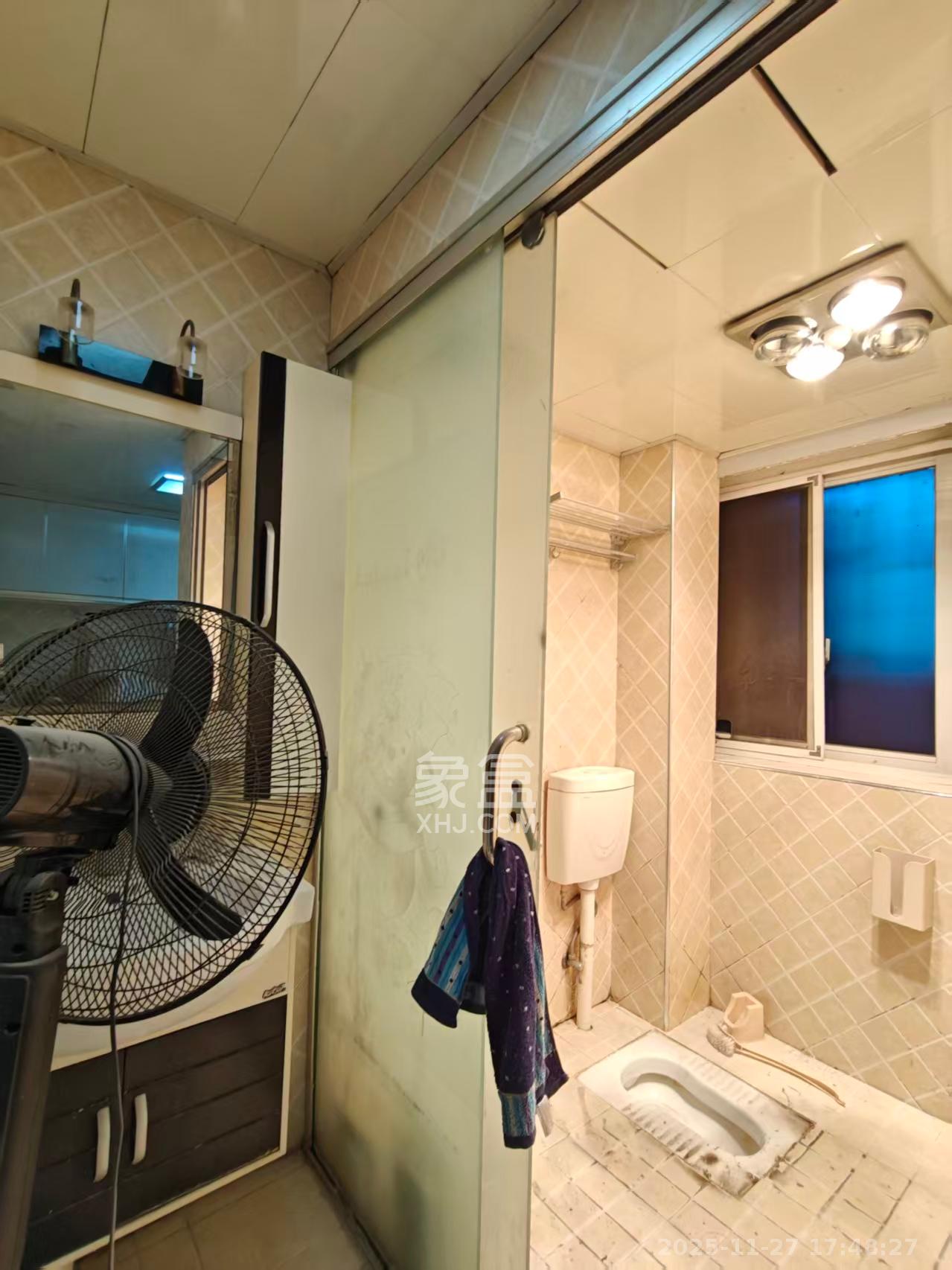 南铁佳苑  2室1厅1卫    2200.0元/月室内图