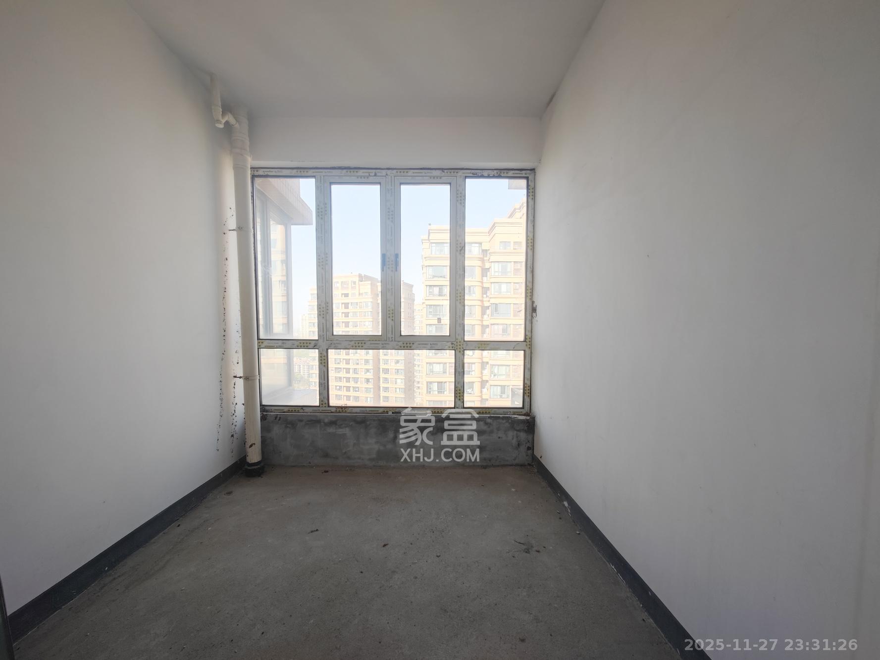 五矿万境水岸二期（五矿万境水岸和苑）  4室2厅2卫    187.0万卧室