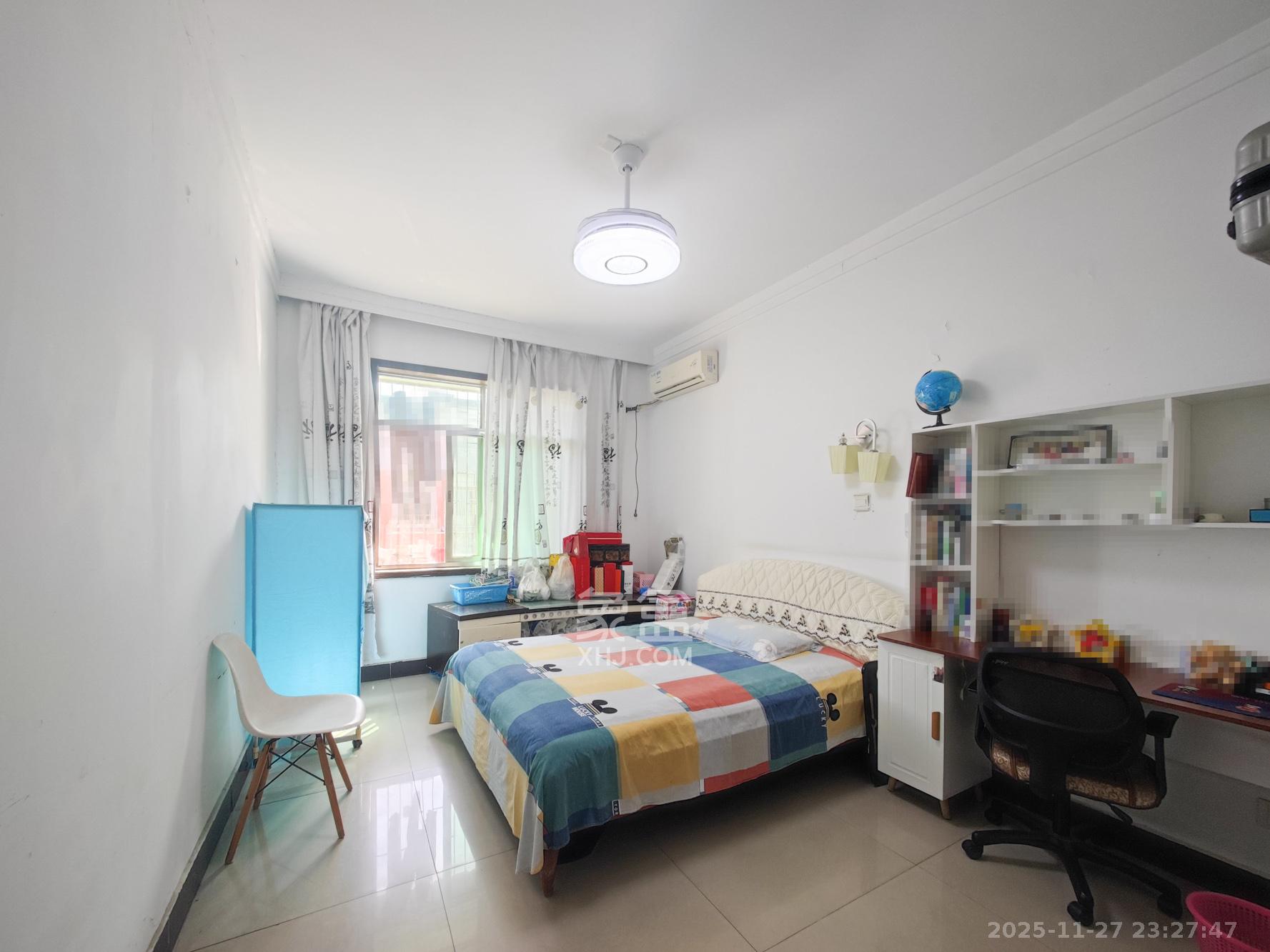 红星建材交易大市场 1室0厅0卫 66.8万 红星建材交易大市场 1室0厅0卫 66.8万卧室