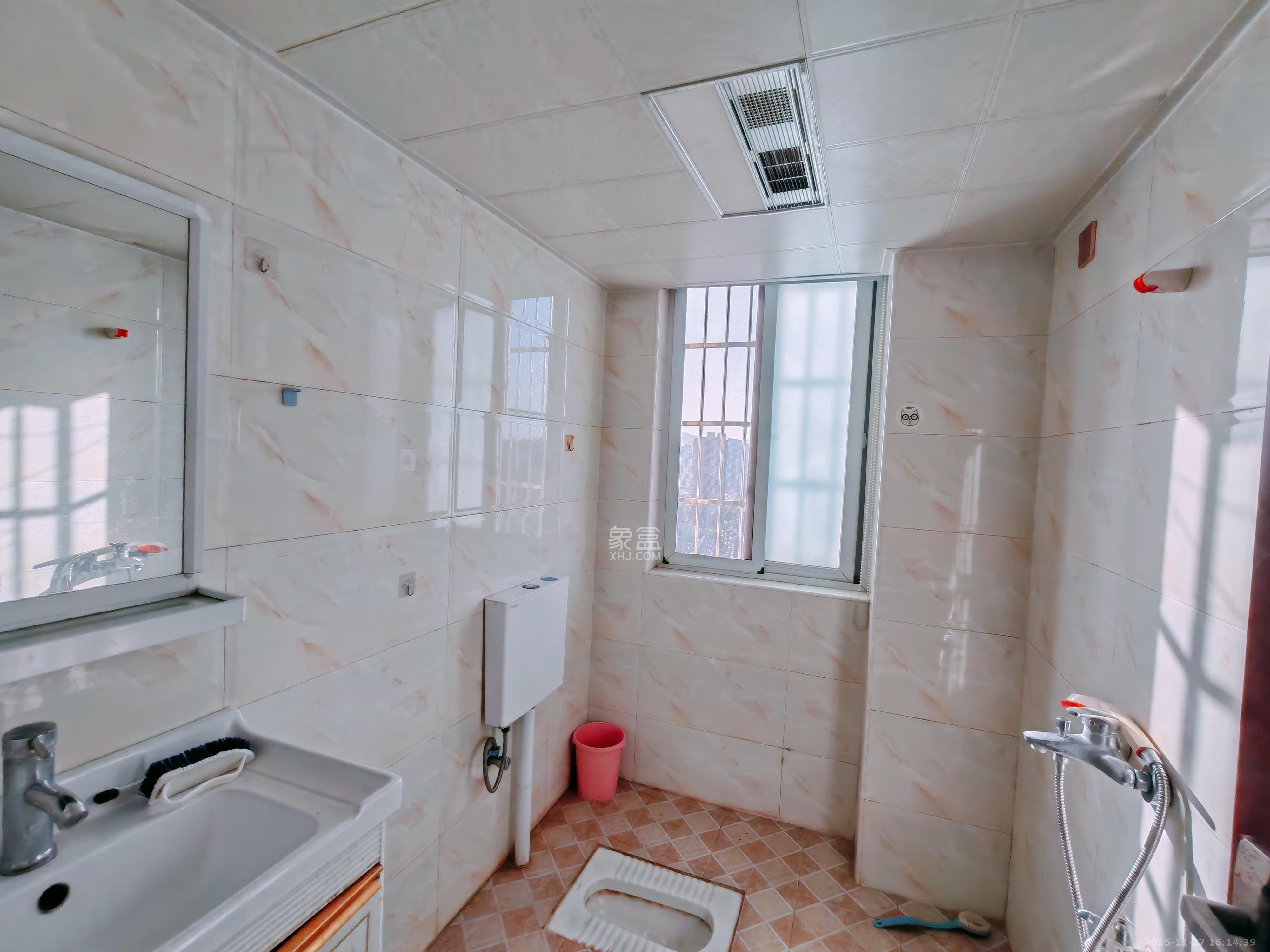 谷山庭院二期 2室2厅1卫 1800.0元/月 谷山庭院二期 2室2厅1卫 1800.0元/月室内图