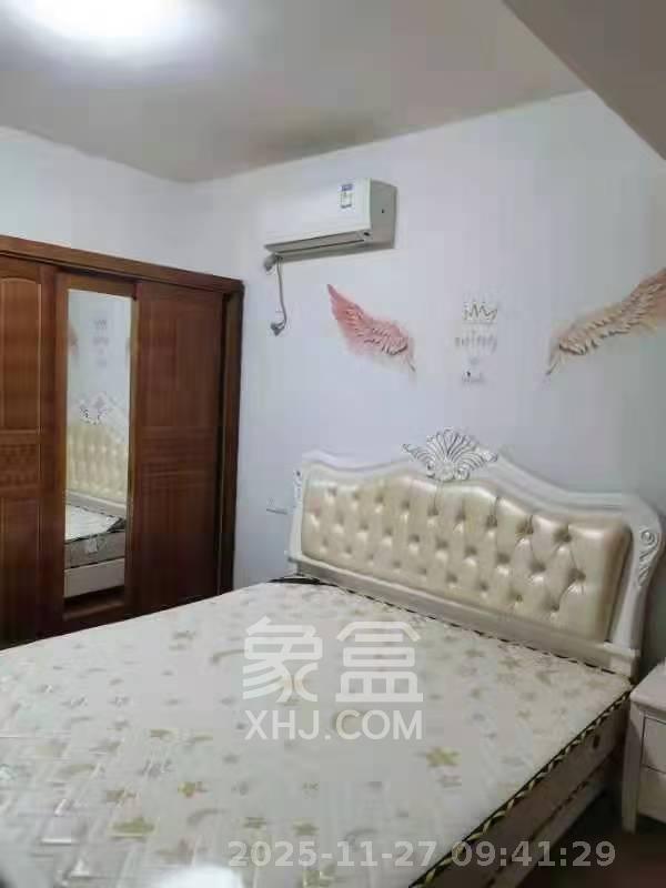 海德公园  3室2厅1卫    1600.0元/月室内图