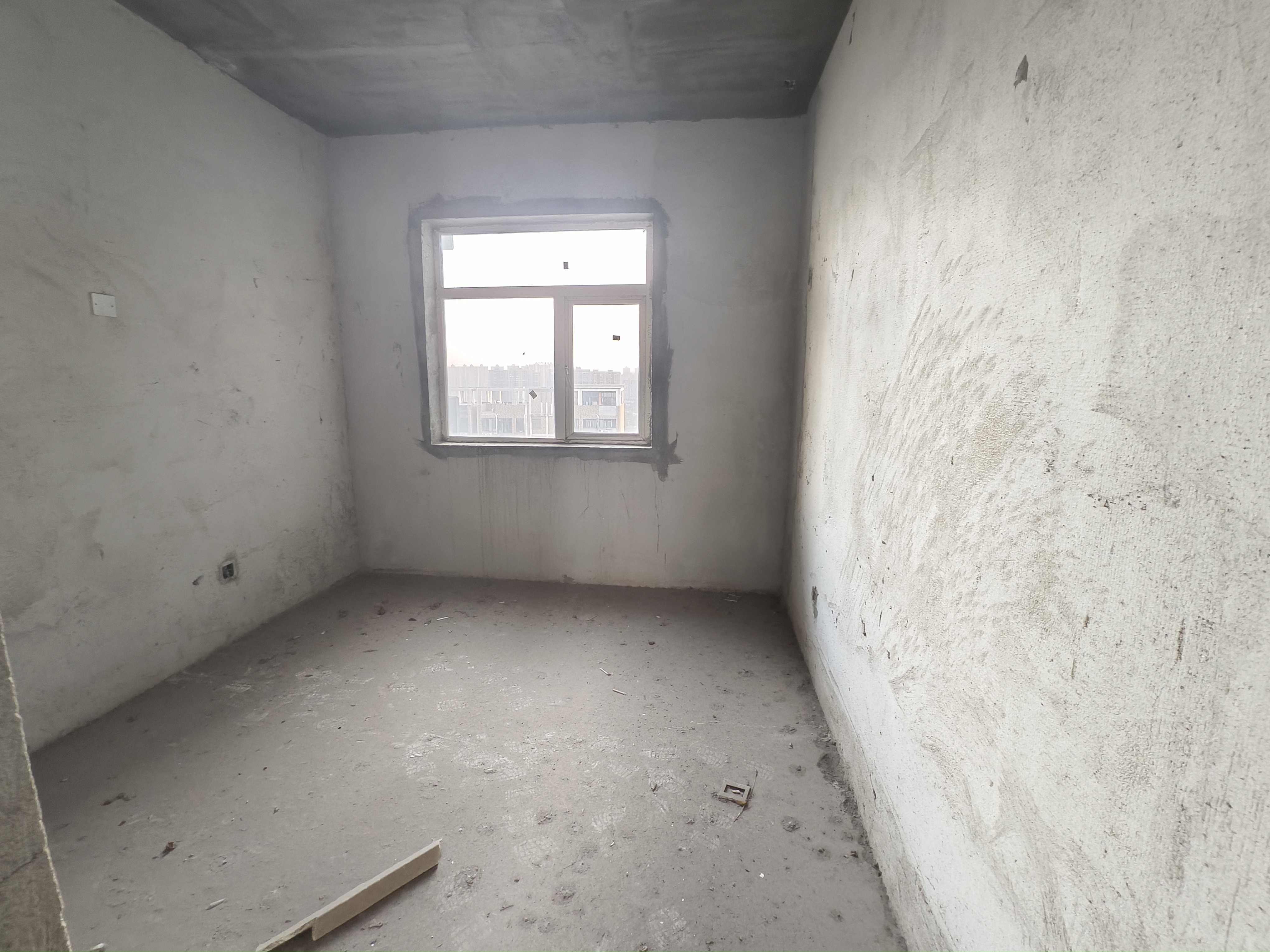 建设鑫苑 4室2厅2卫 76.8万 建设鑫苑 4室2厅2卫 76.8万客厅