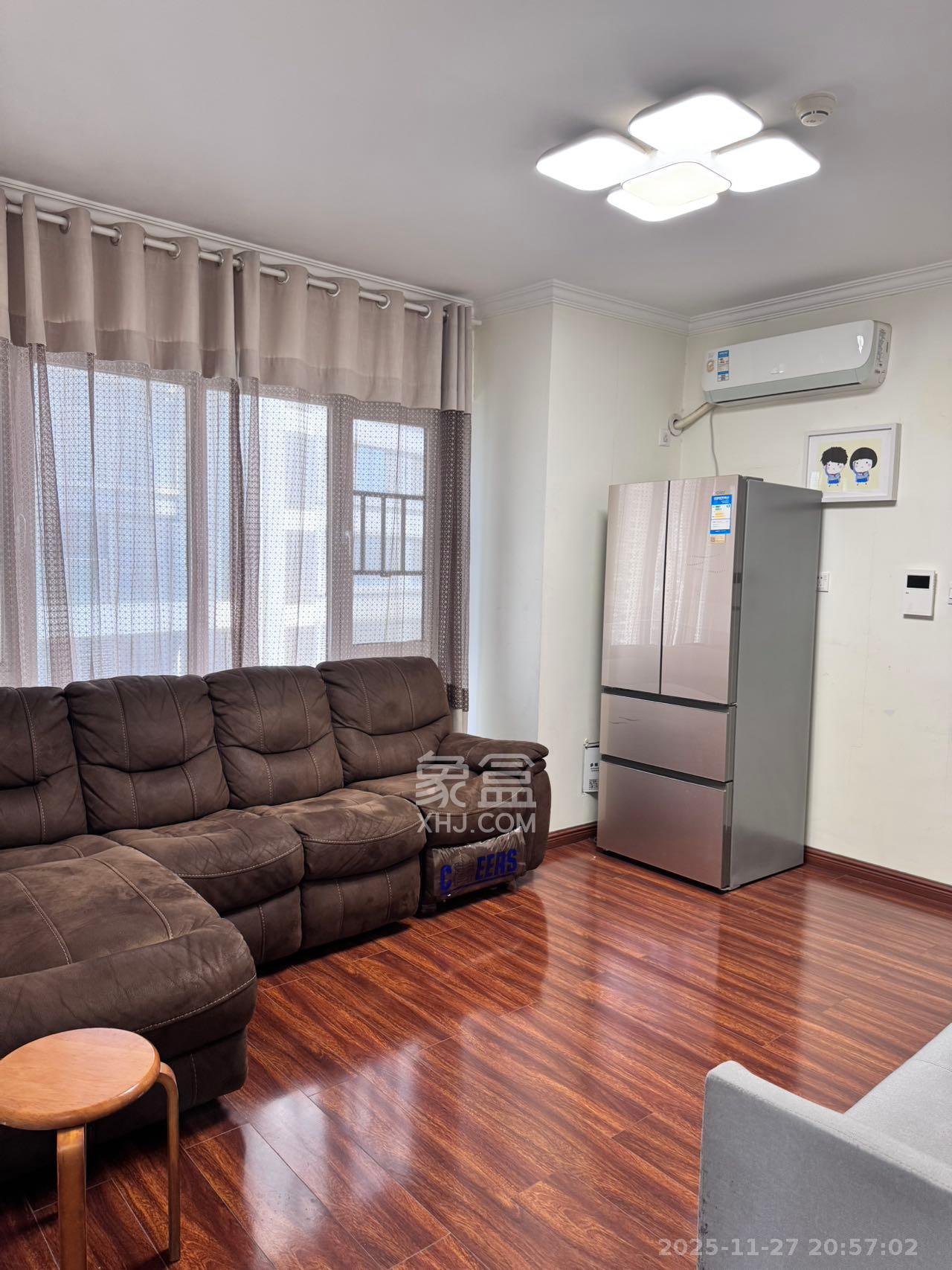 北辰三角洲E3区  1室1厅1卫    2400.0元/月