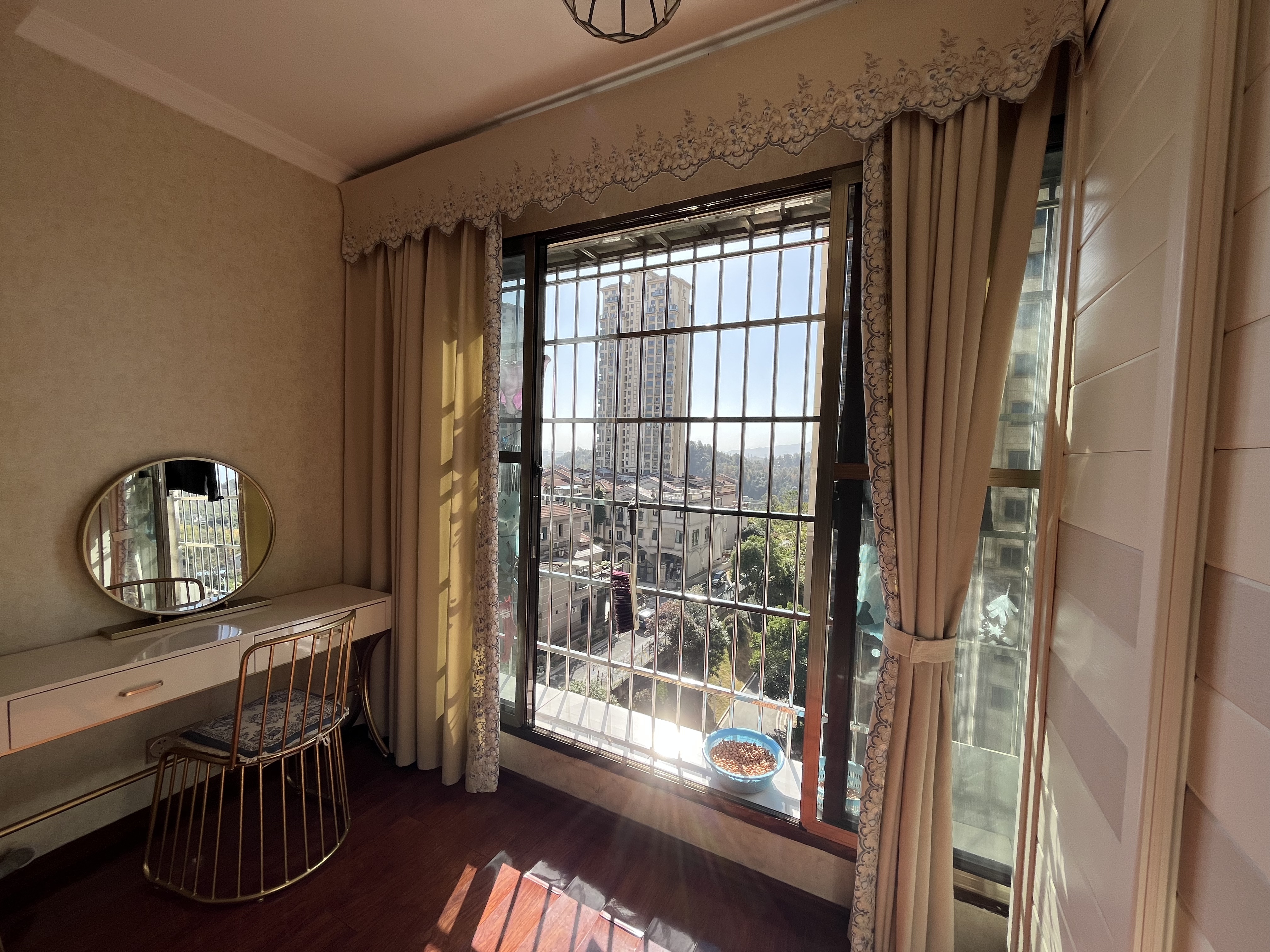 碧桂园  2室1厅1卫    1800.0元/月室内图