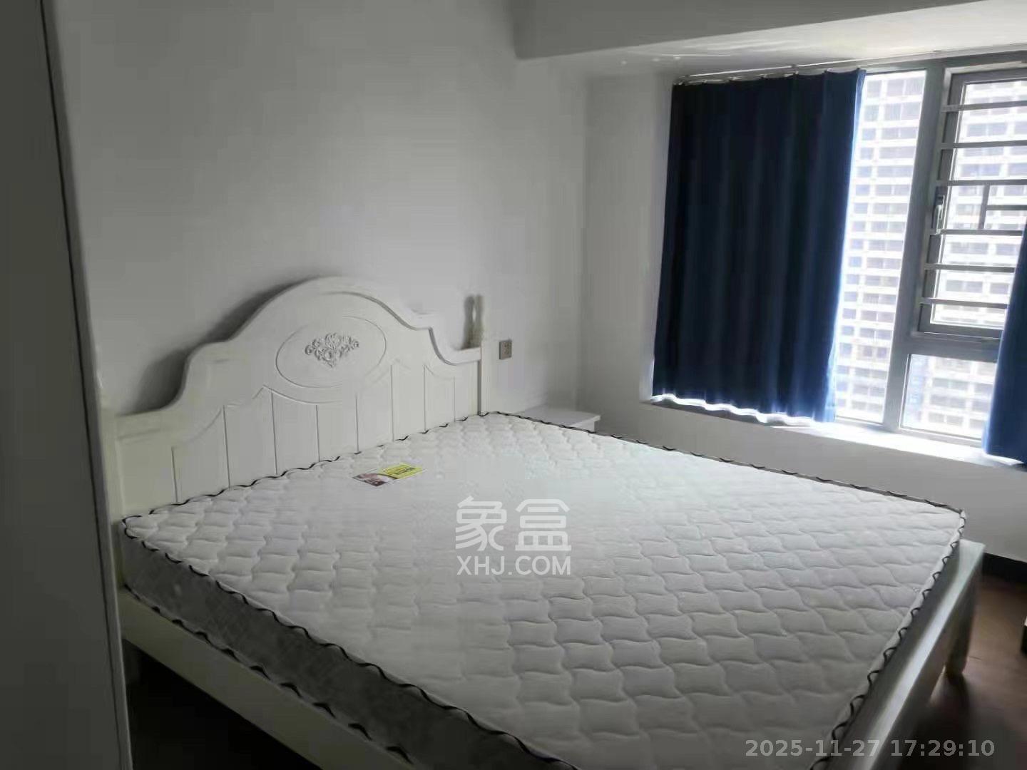 世茂铂翠湾四期（世茂悦享）  3室2厅1卫    3300.0元/月室内图