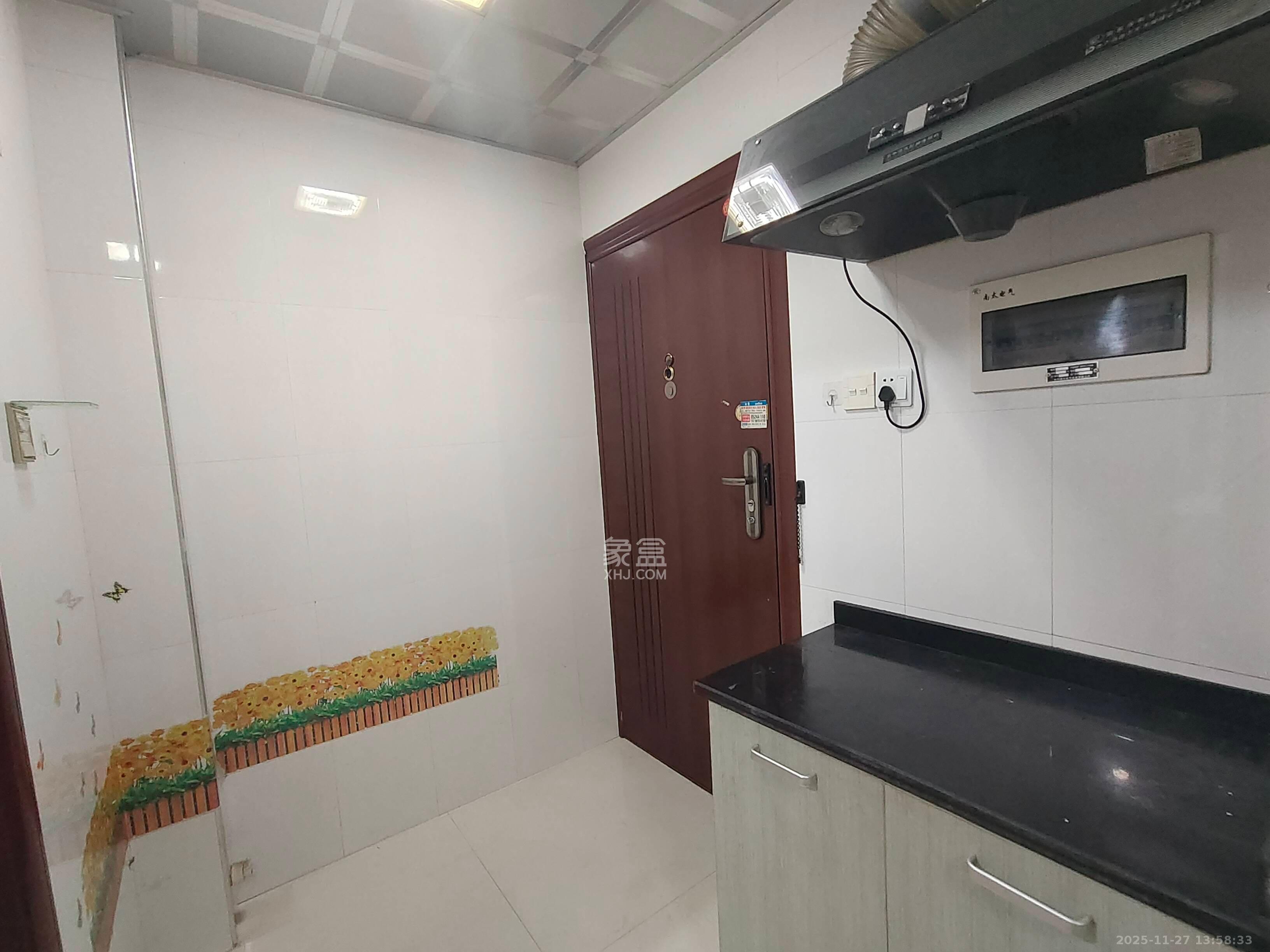 融圣国际  1室1厅1卫    1400.0元/月室内图