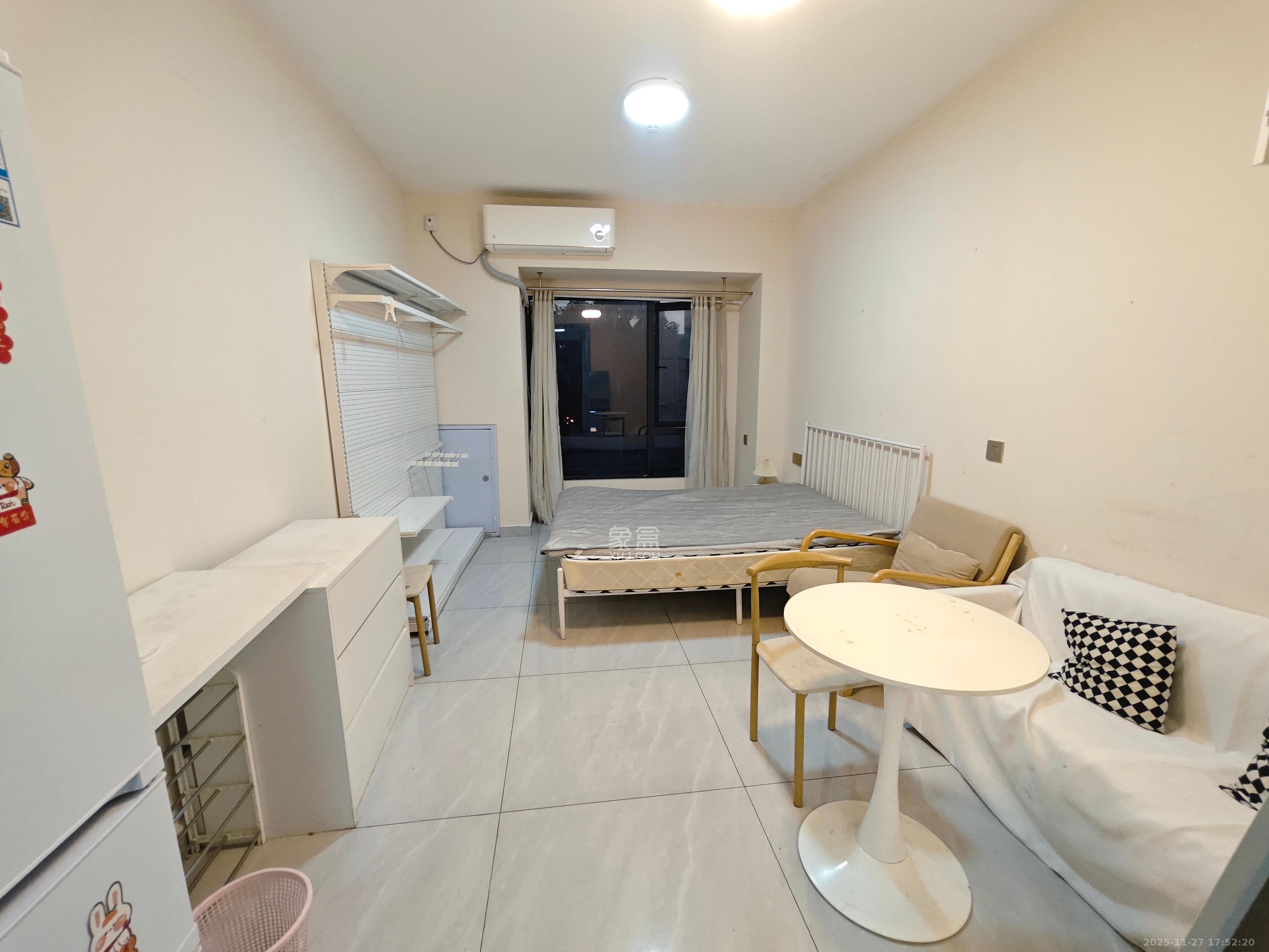 碧桂园城市之光  1室1厅1卫    1300.0元/月