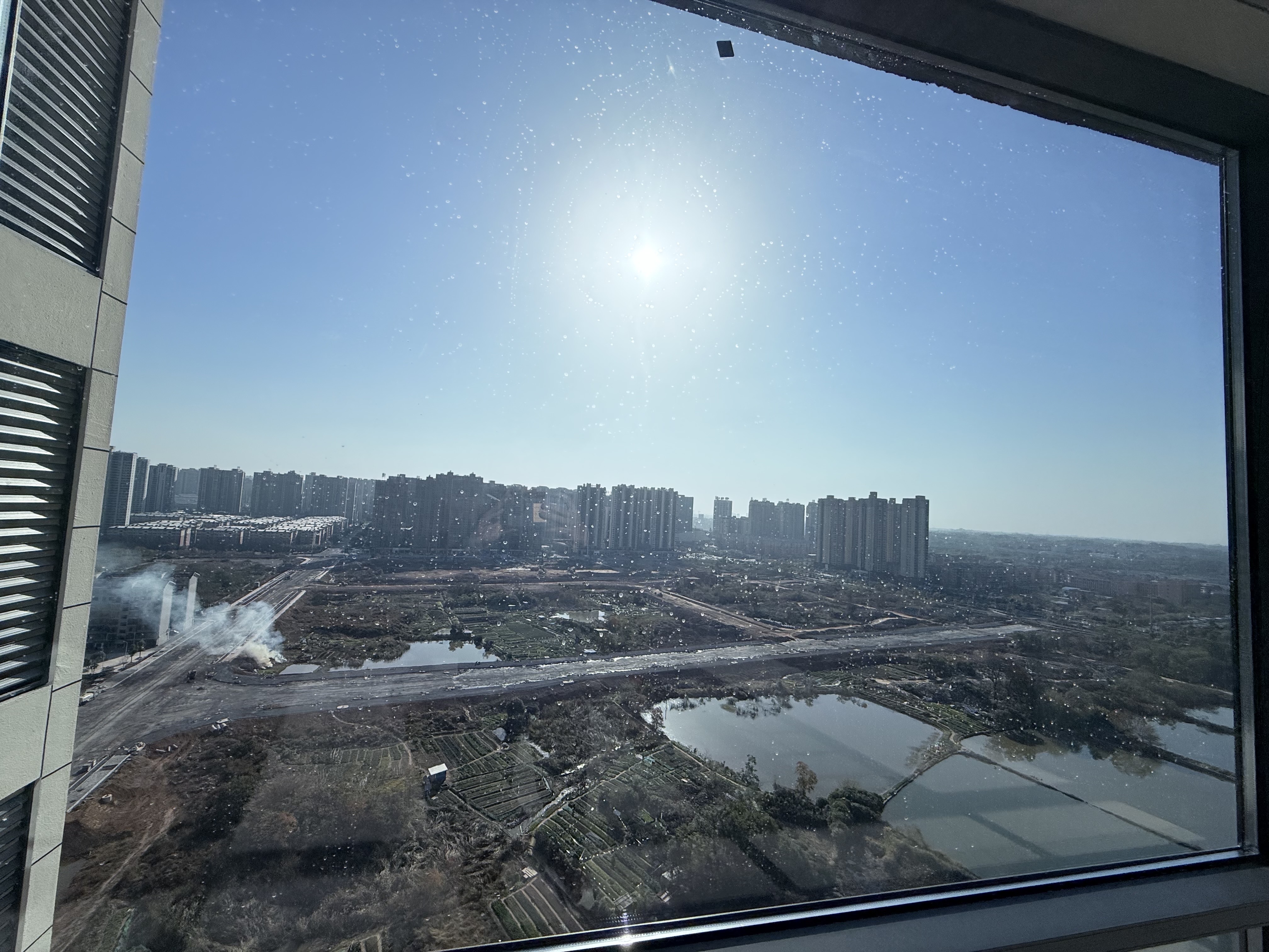 金钟悦江湾  3室2厅2卫    3200.0元/月室内图