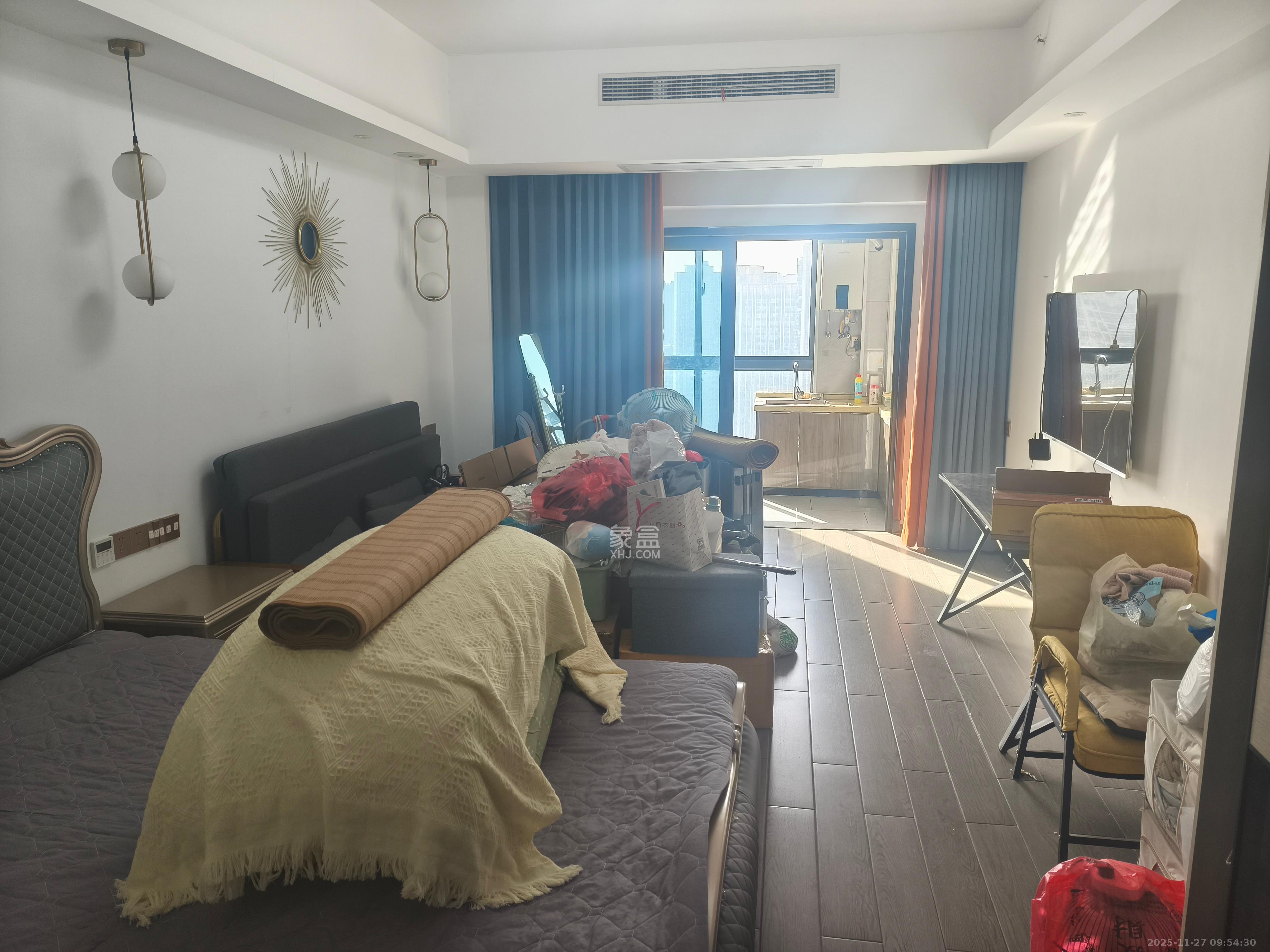 明发国际城  1室1厅1卫    1300.0元/月