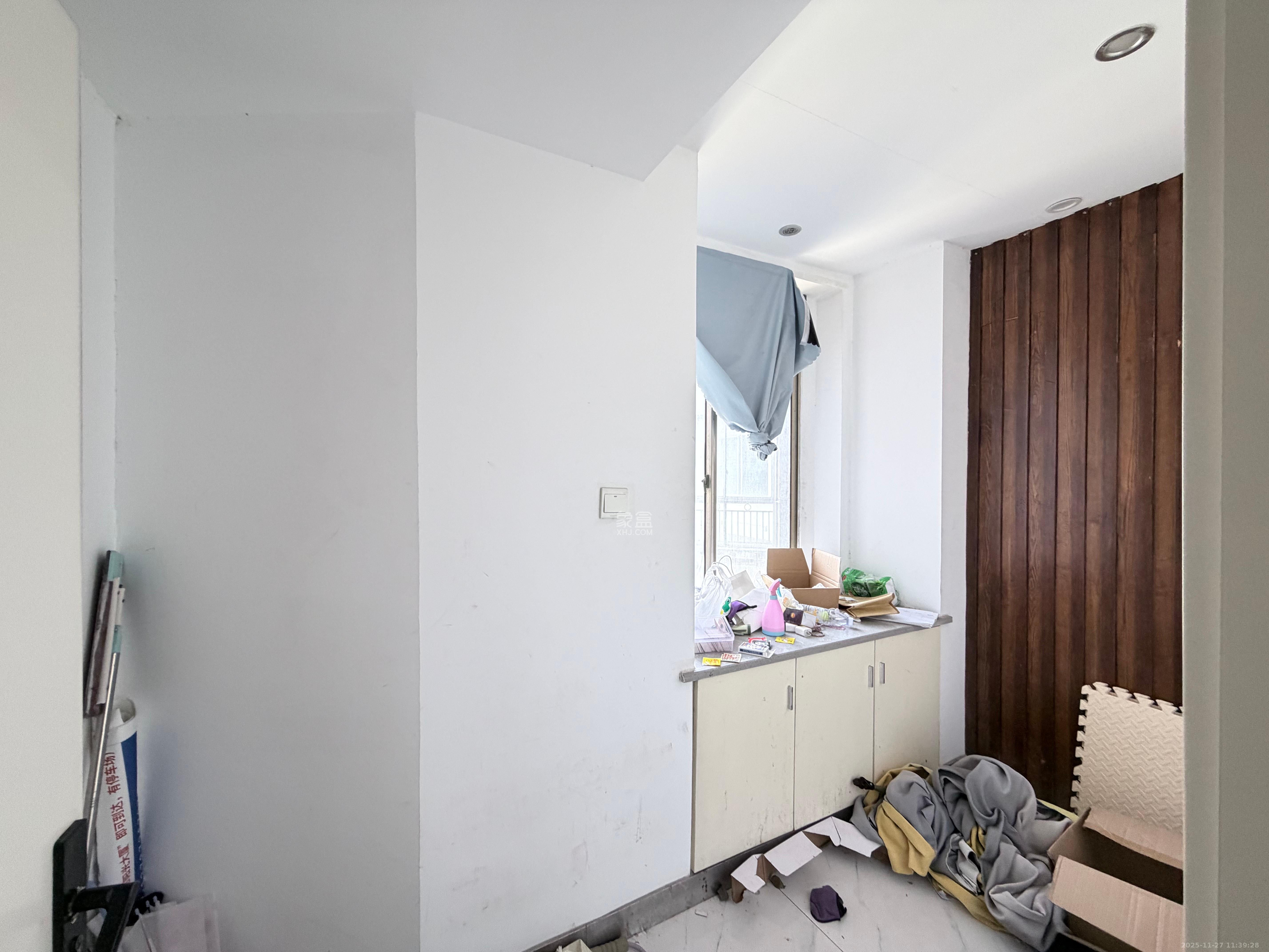 都市阳光大厦  9室0厅0卫    6500.0元/月室内图