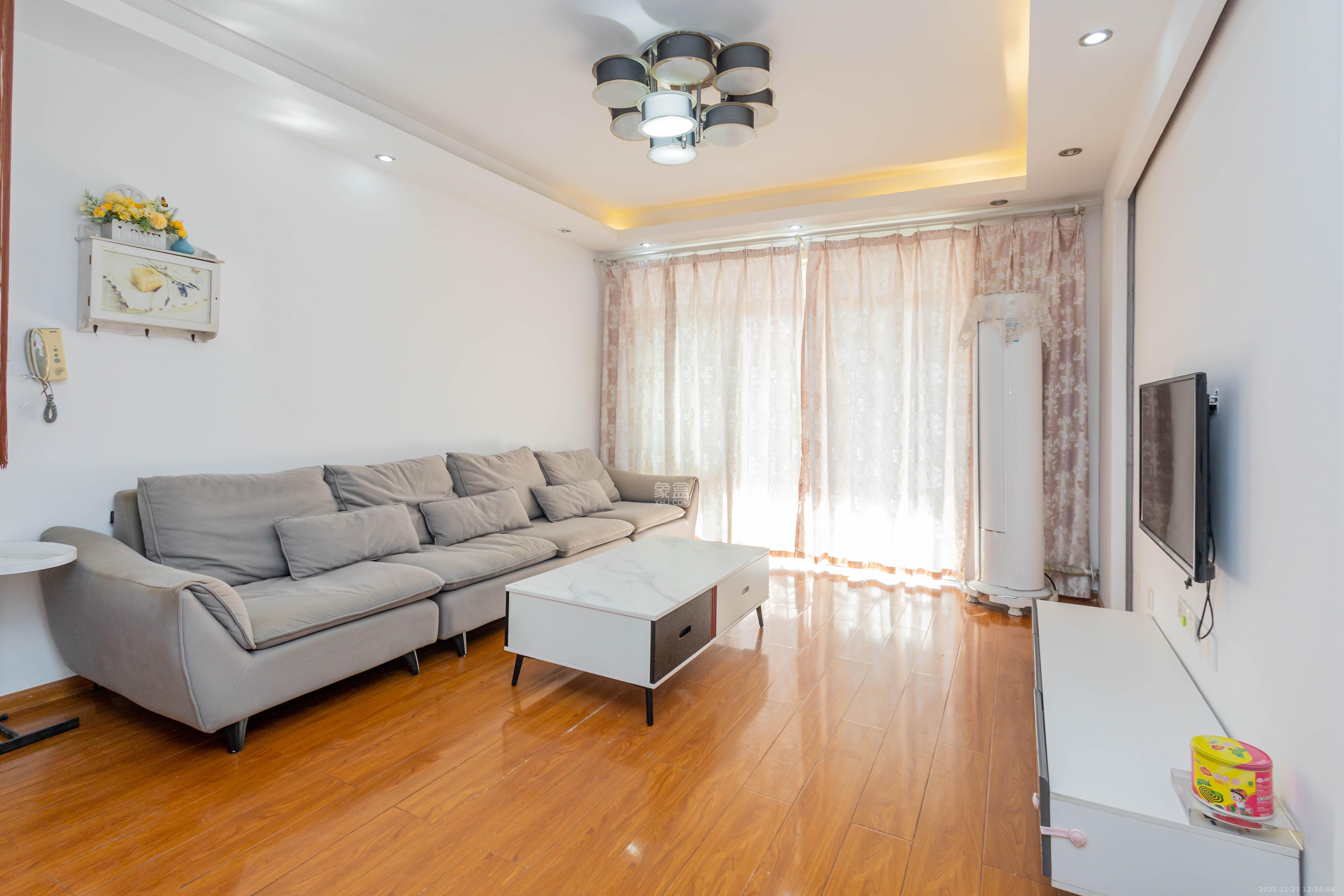 博雅湘水湾  2室2厅1卫    58.8万客厅