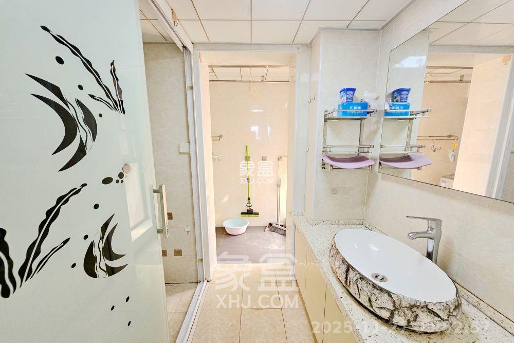 武广美誉  3室2厅1卫    2600.0元/月室内图