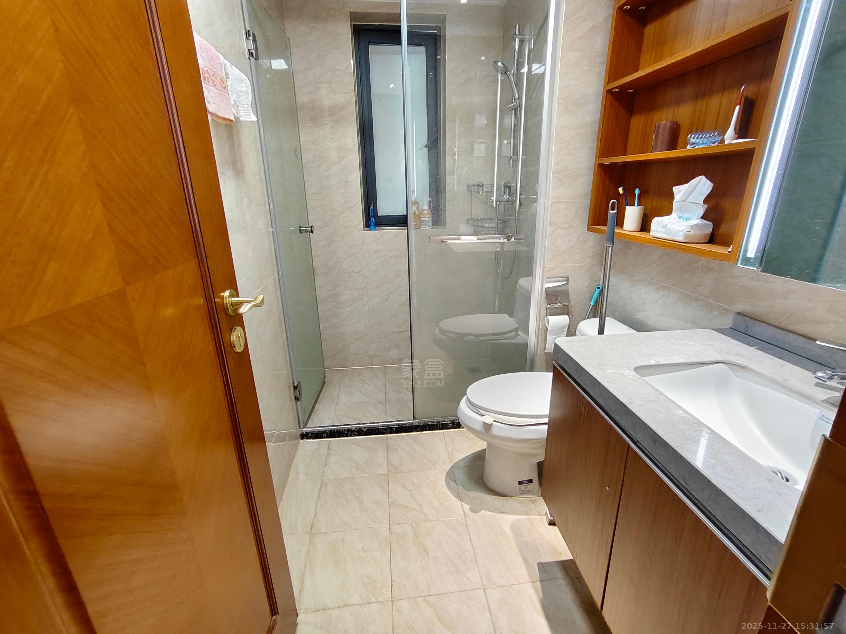 恒大林溪郡 3室2厅2卫 2000.0元/月 恒大林溪郡 3室2厅2卫 2000.0元/月室内图