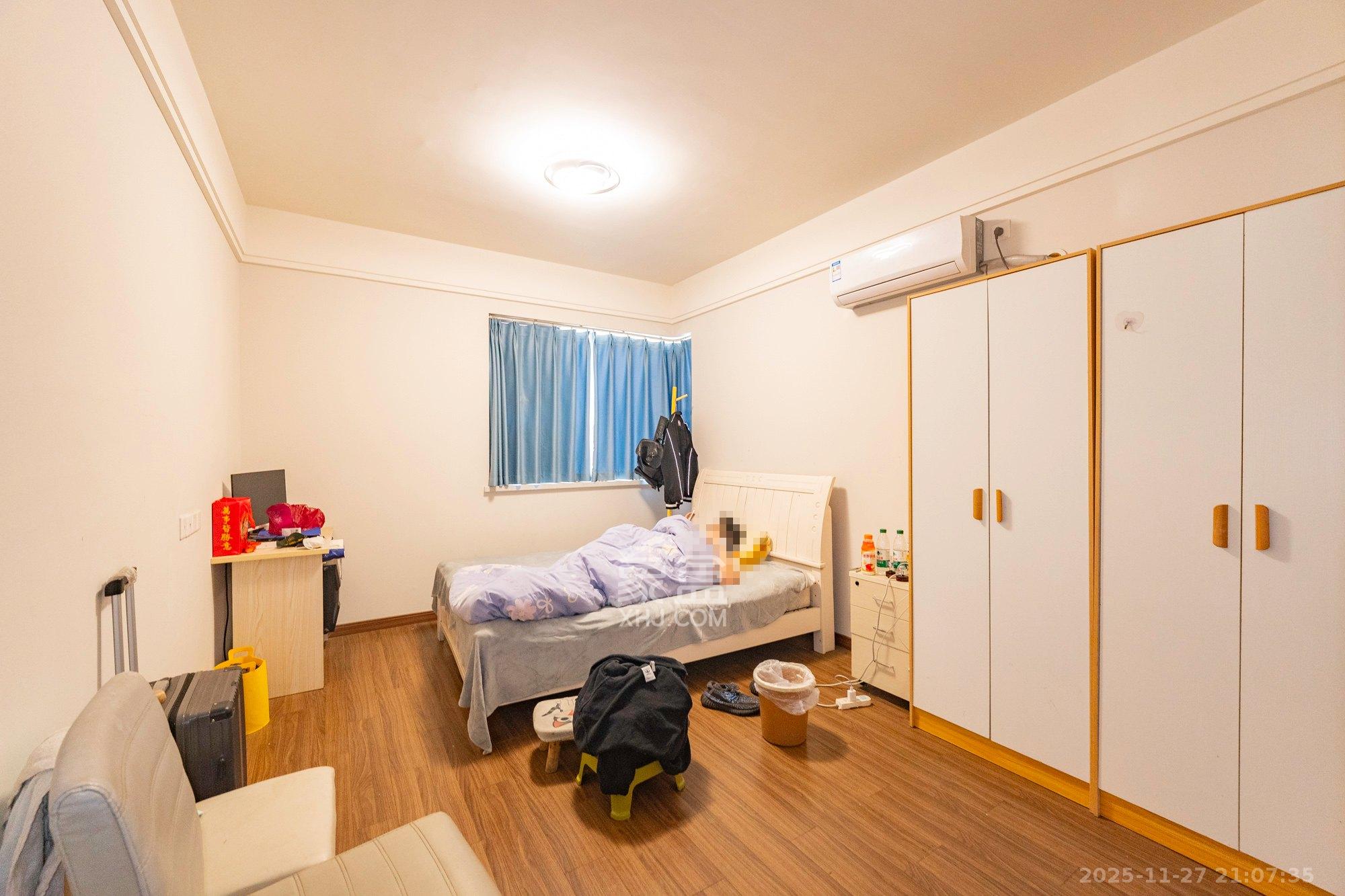 保利香槟国际 1室0厅0卫 82.0万 保利香槟国际 1室0厅0卫 82.0万卧室