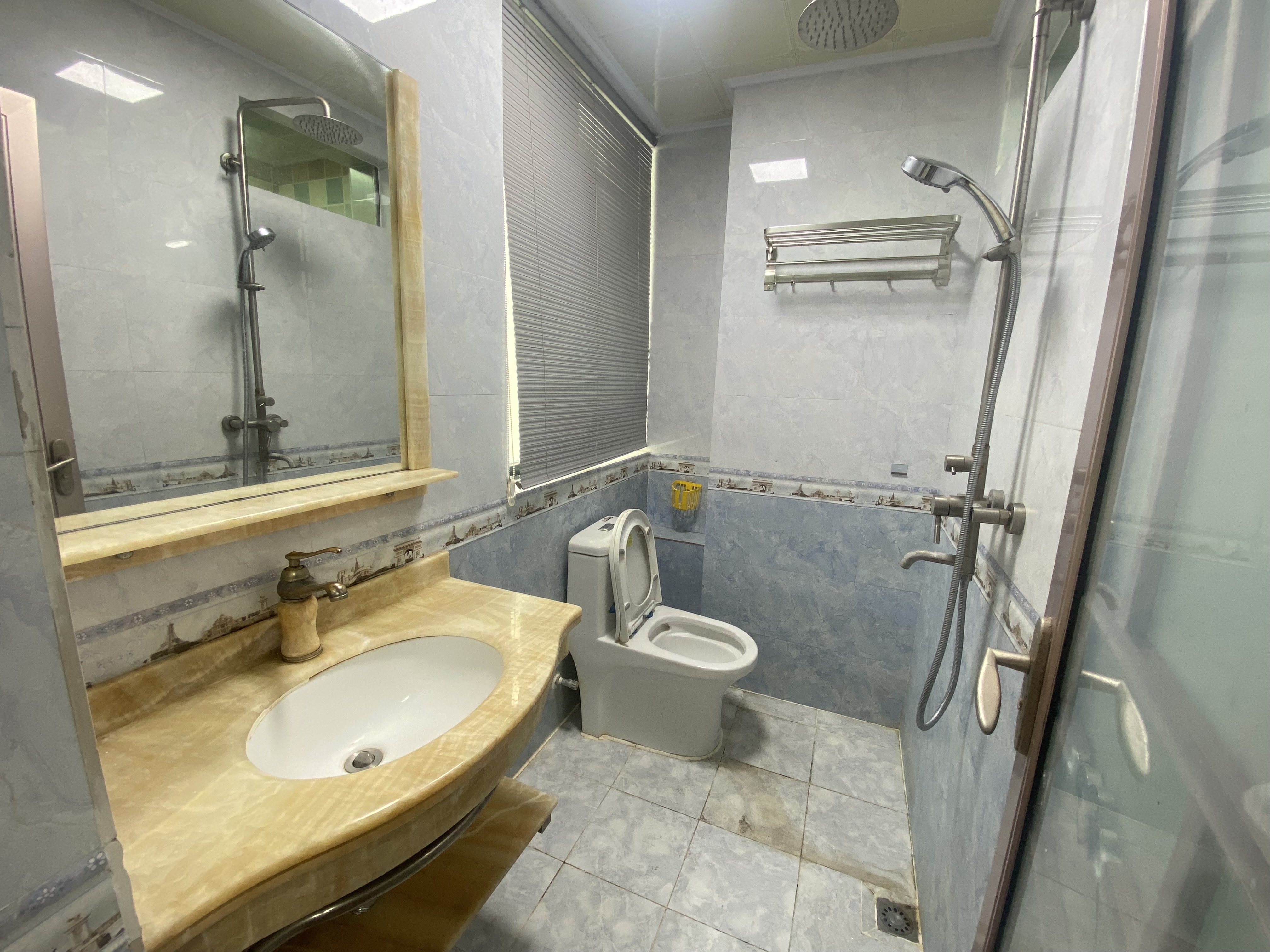 新城吾悦广场 1室1厅1卫 1800.0元/月 新城吾悦广场 1室1厅1卫 1800.0元/月室内图