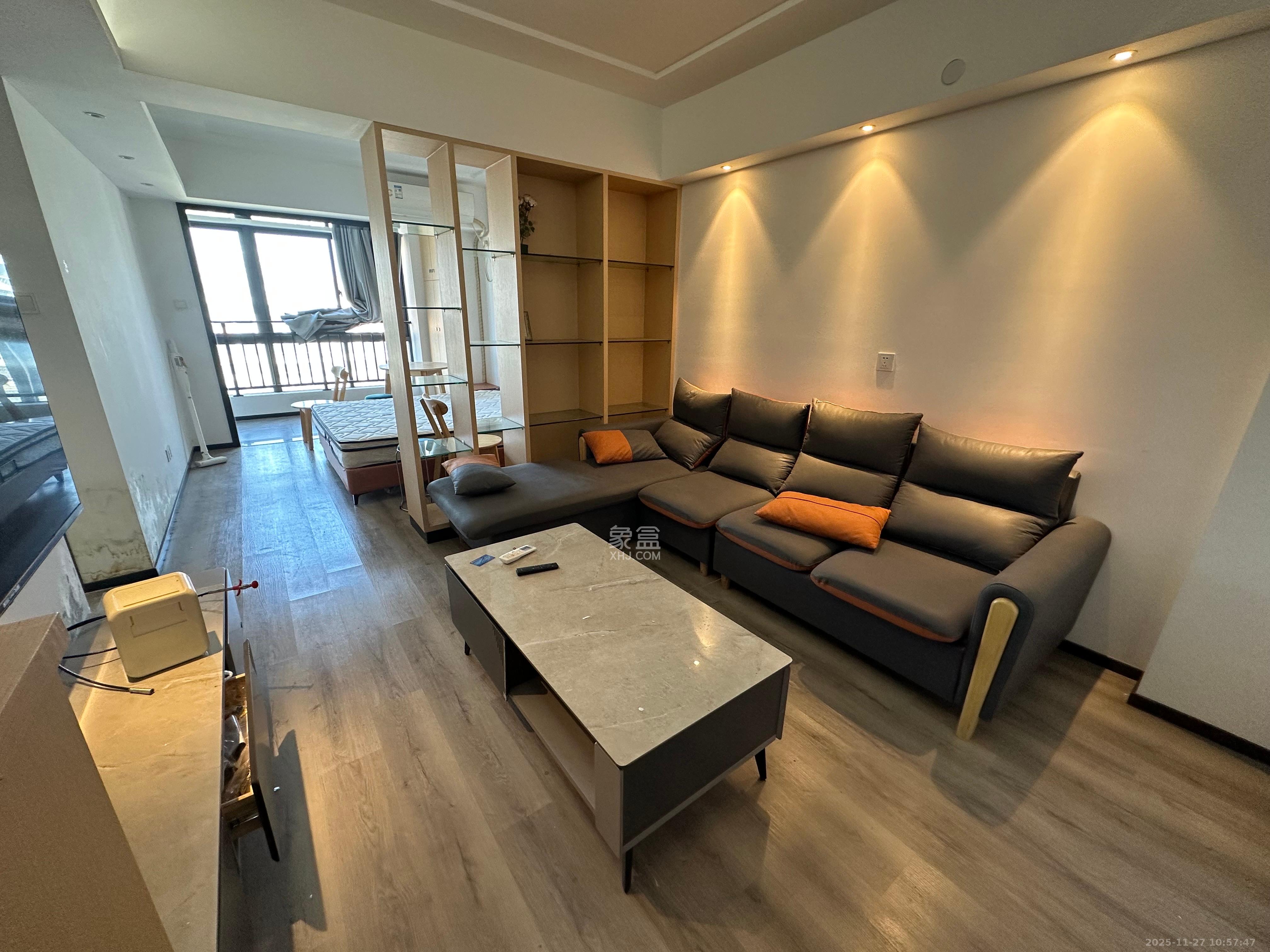 天骄福邸  1室1厅1卫    1850.0元/月