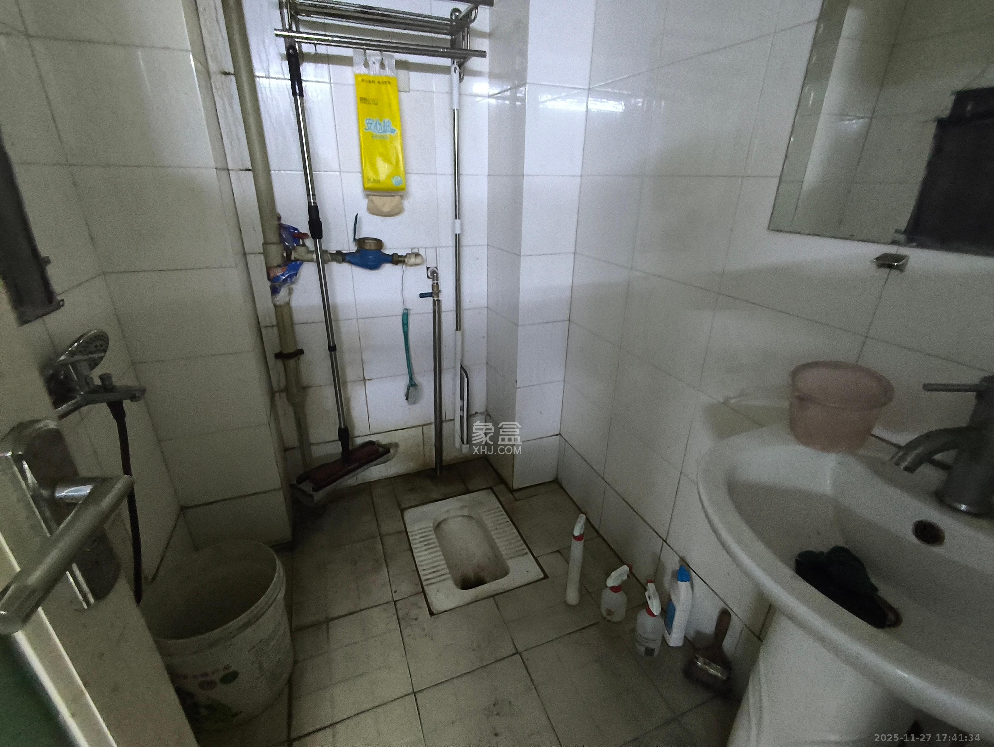 朝阳银座 1室1厅1卫 1800.0元/月 朝阳银座 1室1厅1卫 1800.0元/月室内图