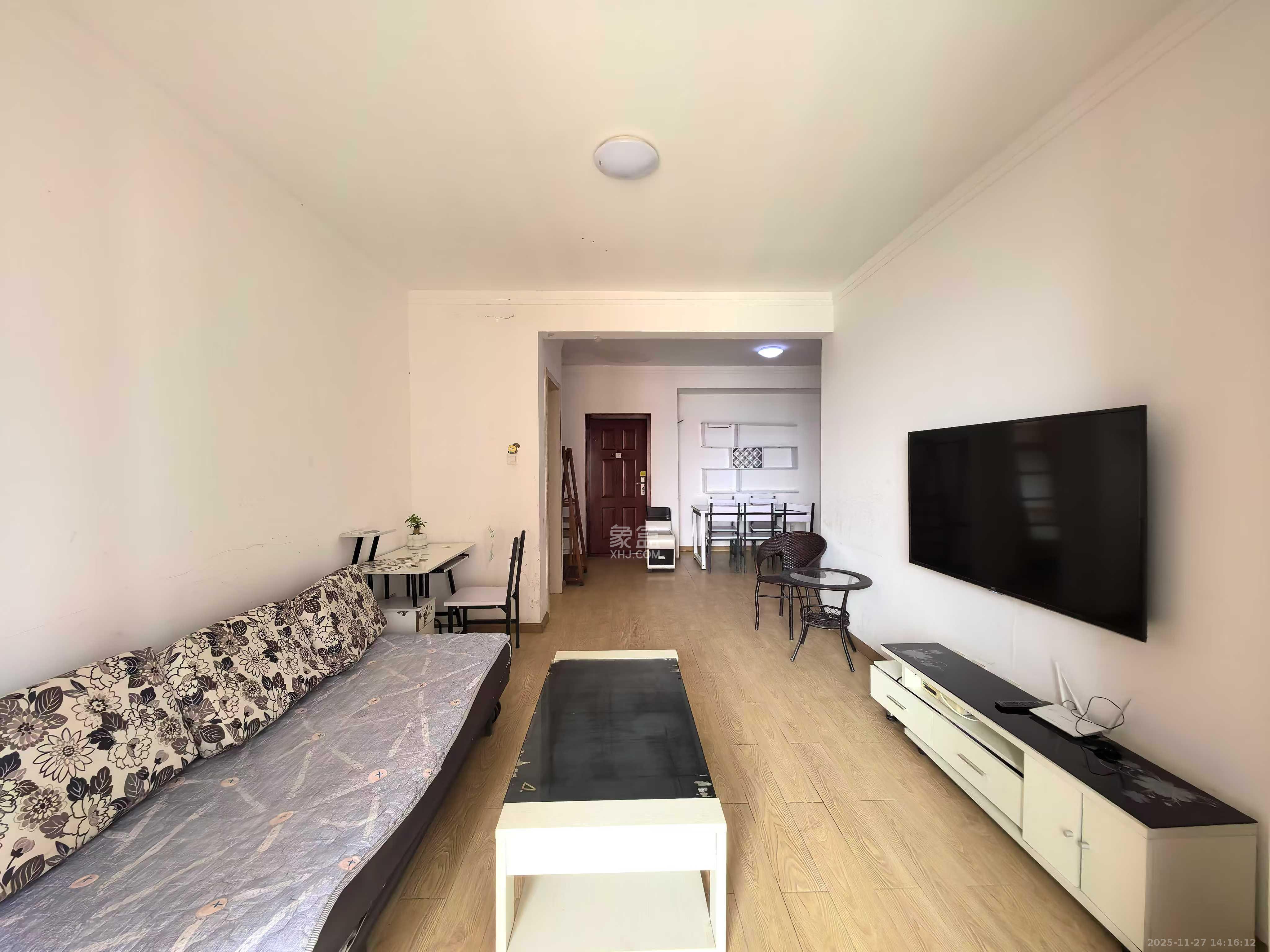 新城国际花都  2室1厅1卫    1300.0元/月室内图1