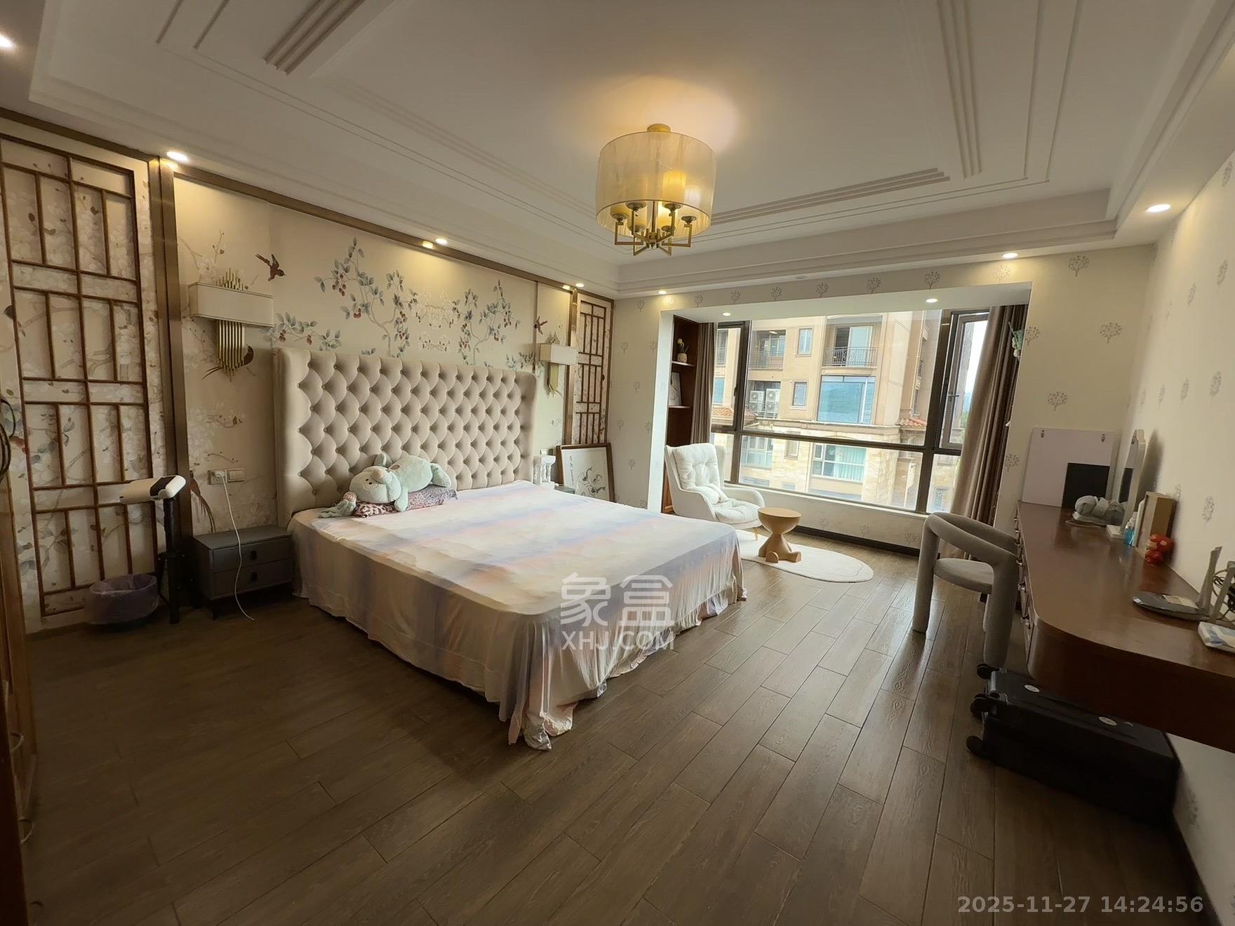 楚天逸品  4室2厅2卫    6500.0元/月室内图