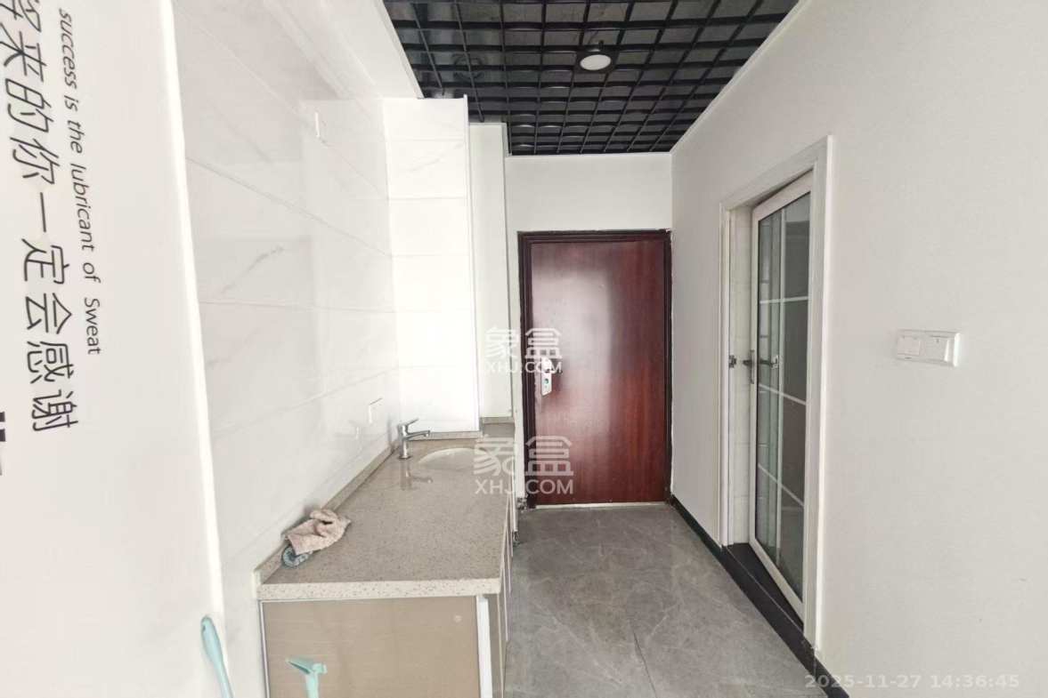 奥克斯缔壹城 1室1厅1卫 2800.0元/月 奥克斯缔壹城 1室1厅1卫 2800.0元/月室内图