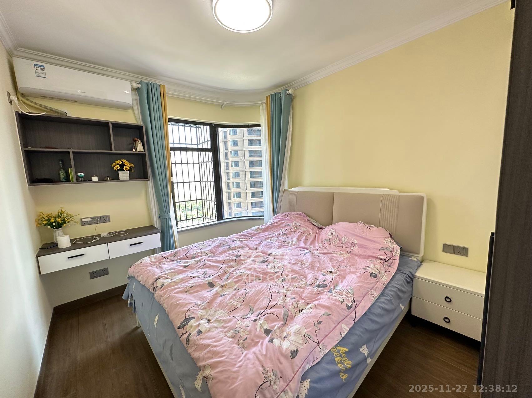 嘉雨东苑  3室2厅2卫    4500.0元/月室内图