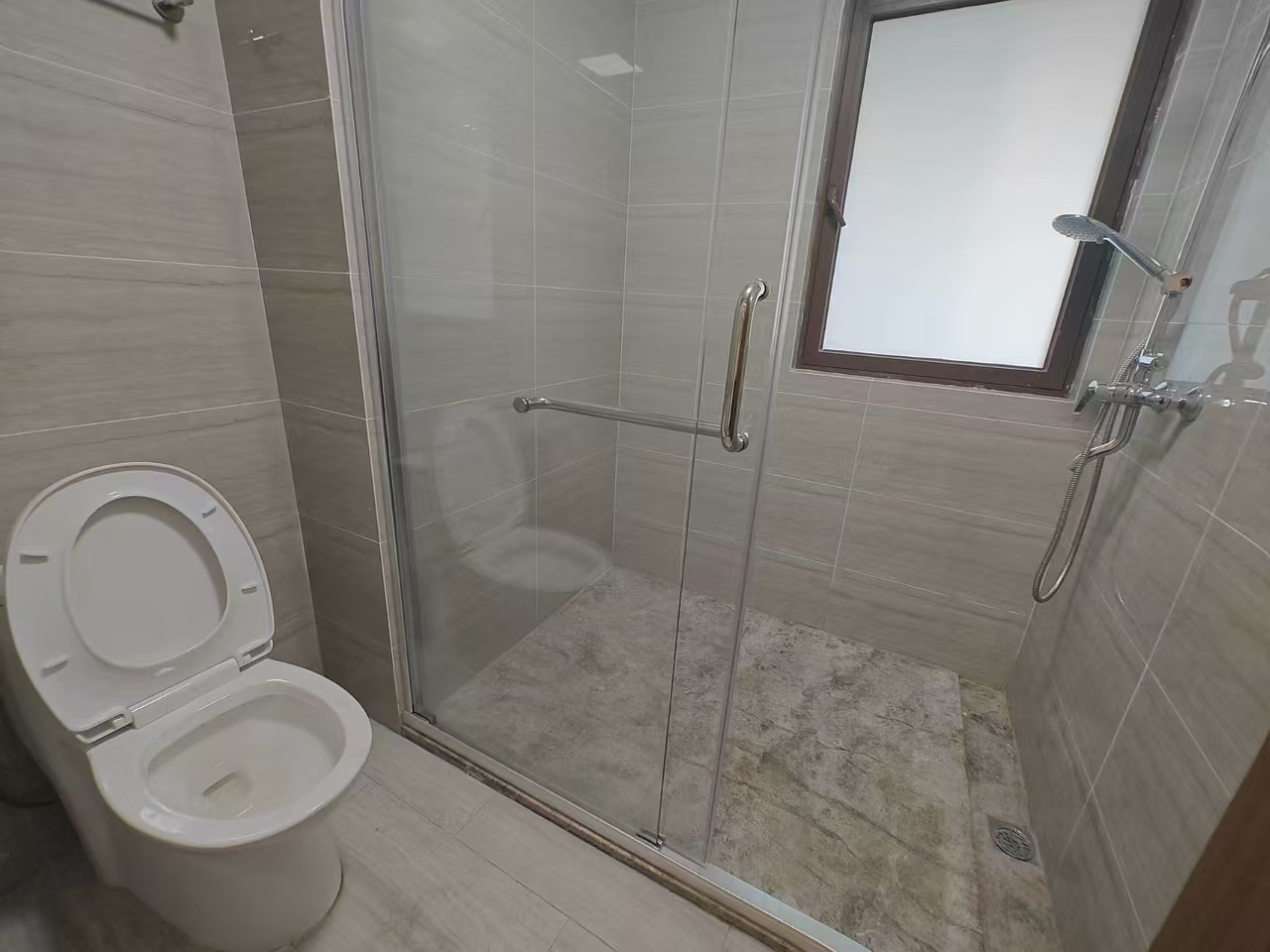 海航豪庭南苑 4室2厅2卫 7000.0元/月 海航豪庭南苑 4室2厅2卫 7000.0元/月室内图