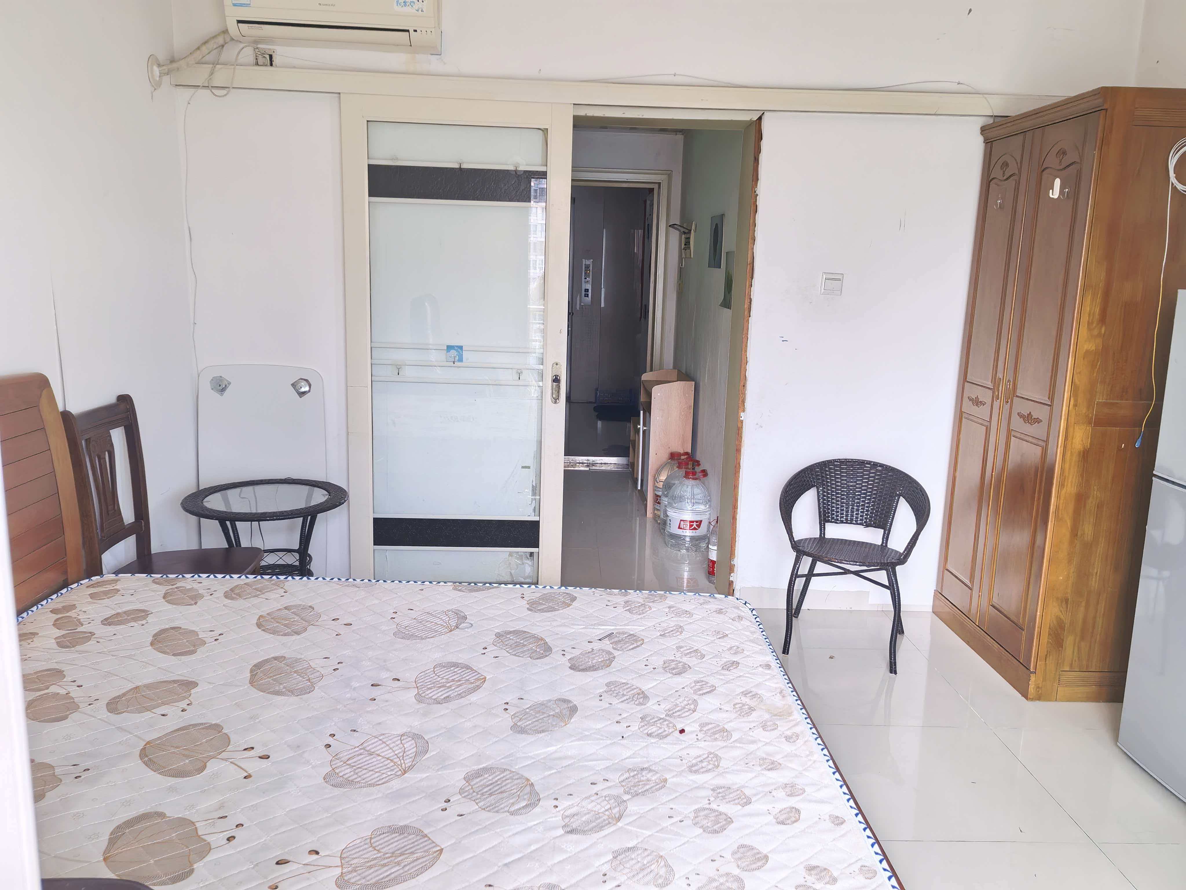 金外滩  1室1厅1卫    1400.0元/月室内图