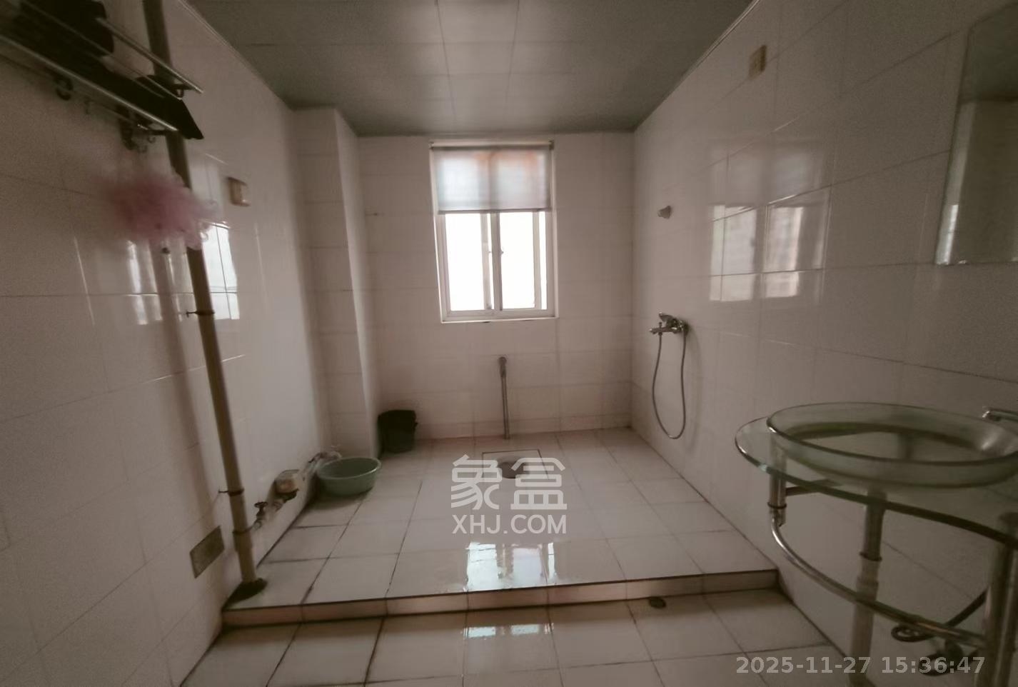 筑梦园  3室2厅1卫    2000.0元/月室内图