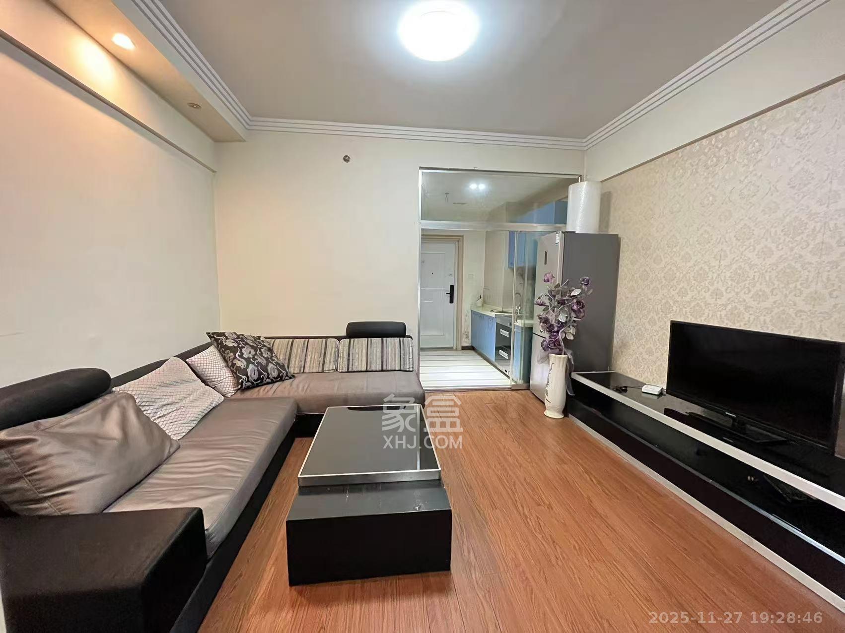 西子一间 1室1厅1卫 1900.0元/月 西子一间 1室1厅1卫 1900.0元/月室内图