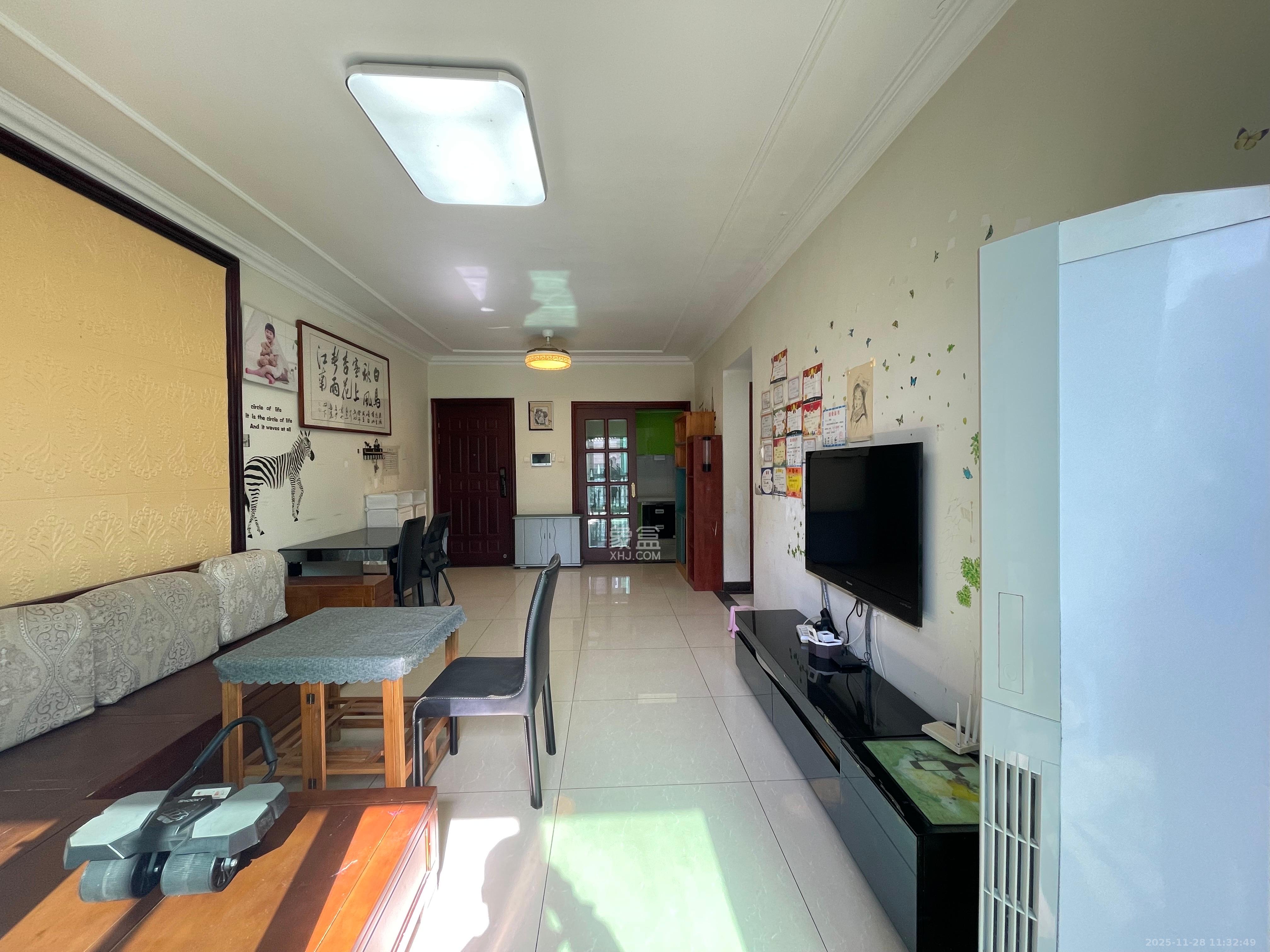 恒大名都  3室2厅2卫    1600.0元/月室内图