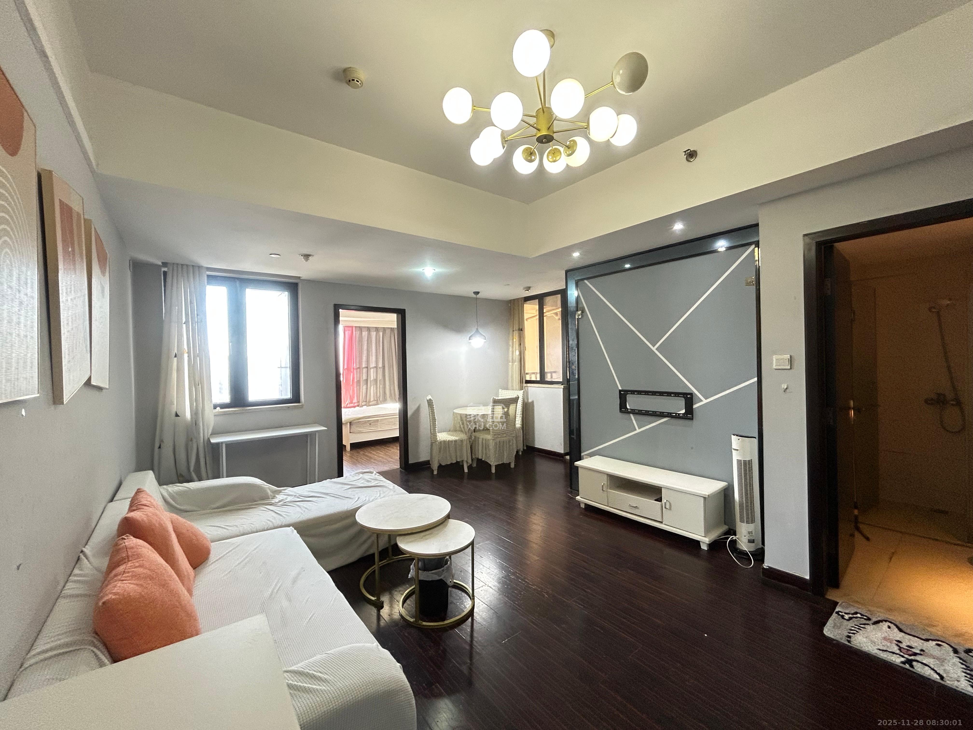 德思勤城市广场（宝格丽公寓）  1室0厅0卫    2100.0元/月