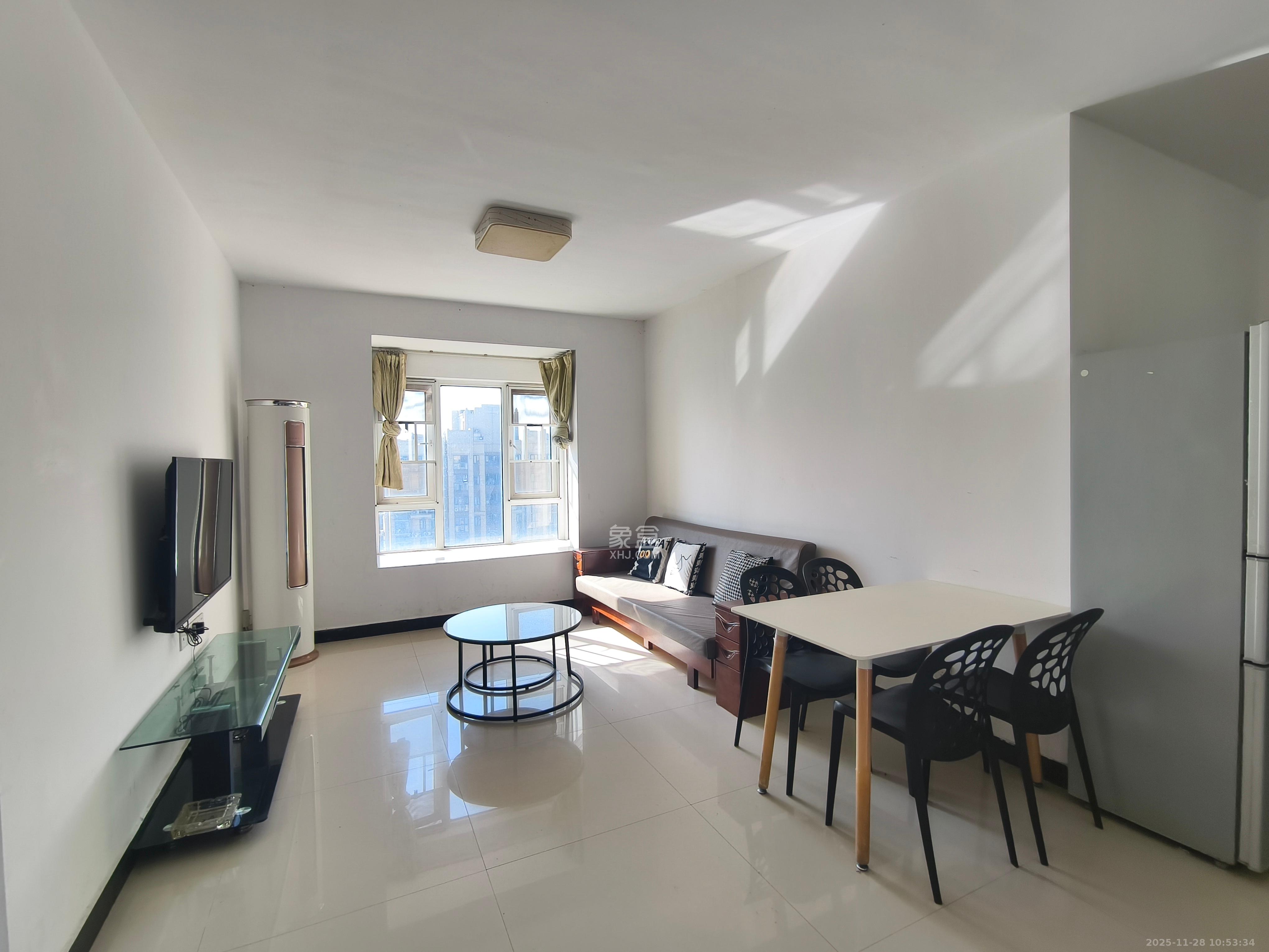 荣盛花语城  3室2厅1卫    1700.0元/月