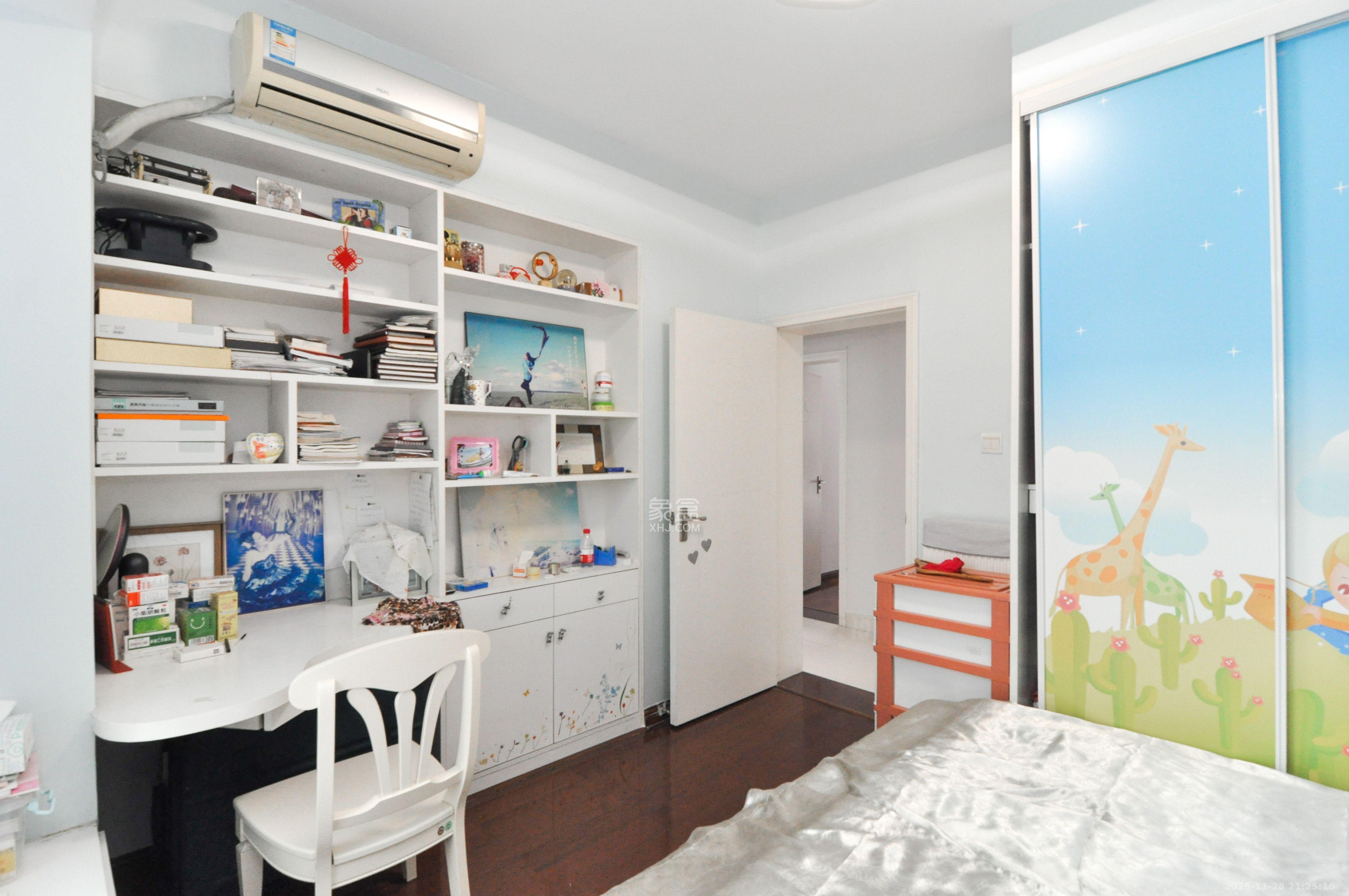 高鑫麓城  3室2厅2卫    2800.0元/月室内图