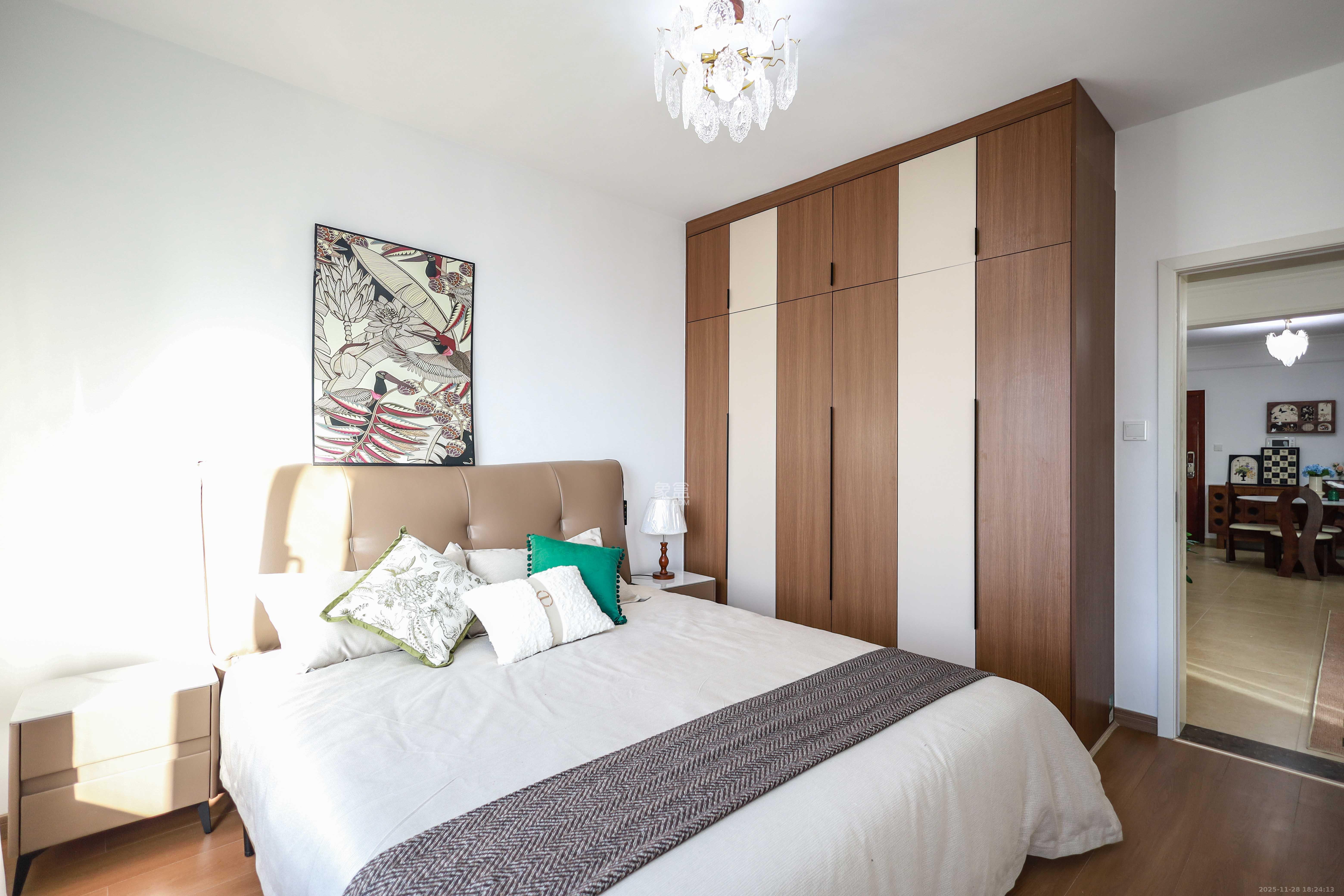 长房时代城 2室2厅1卫 88.0万 长房时代城 2室2厅1卫 88.0万卧室