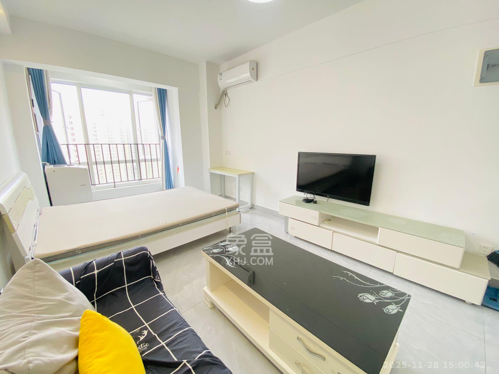 金地铂悦  1室0厅0卫    1500.0元/月